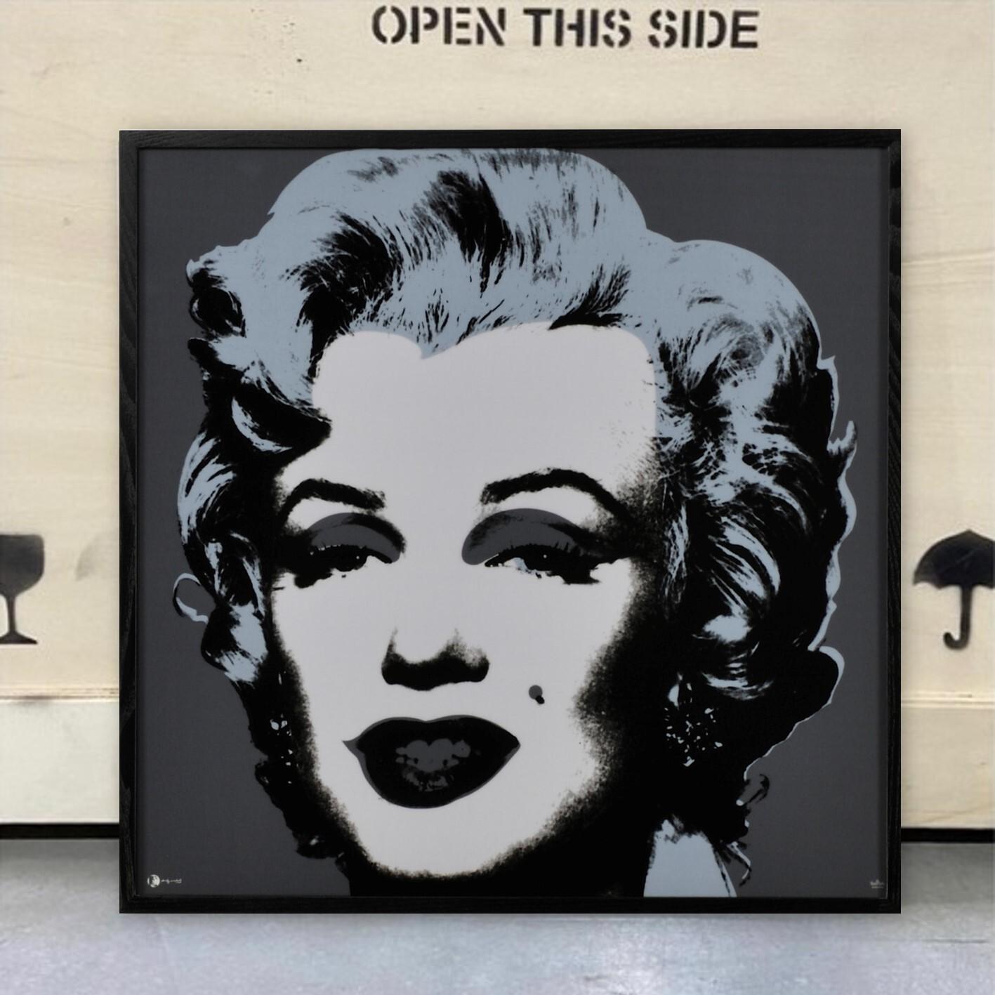 Marilyn (Silver) -Contemporary Editions, Andy Warhol, Framed, Pop Art For Sale 1