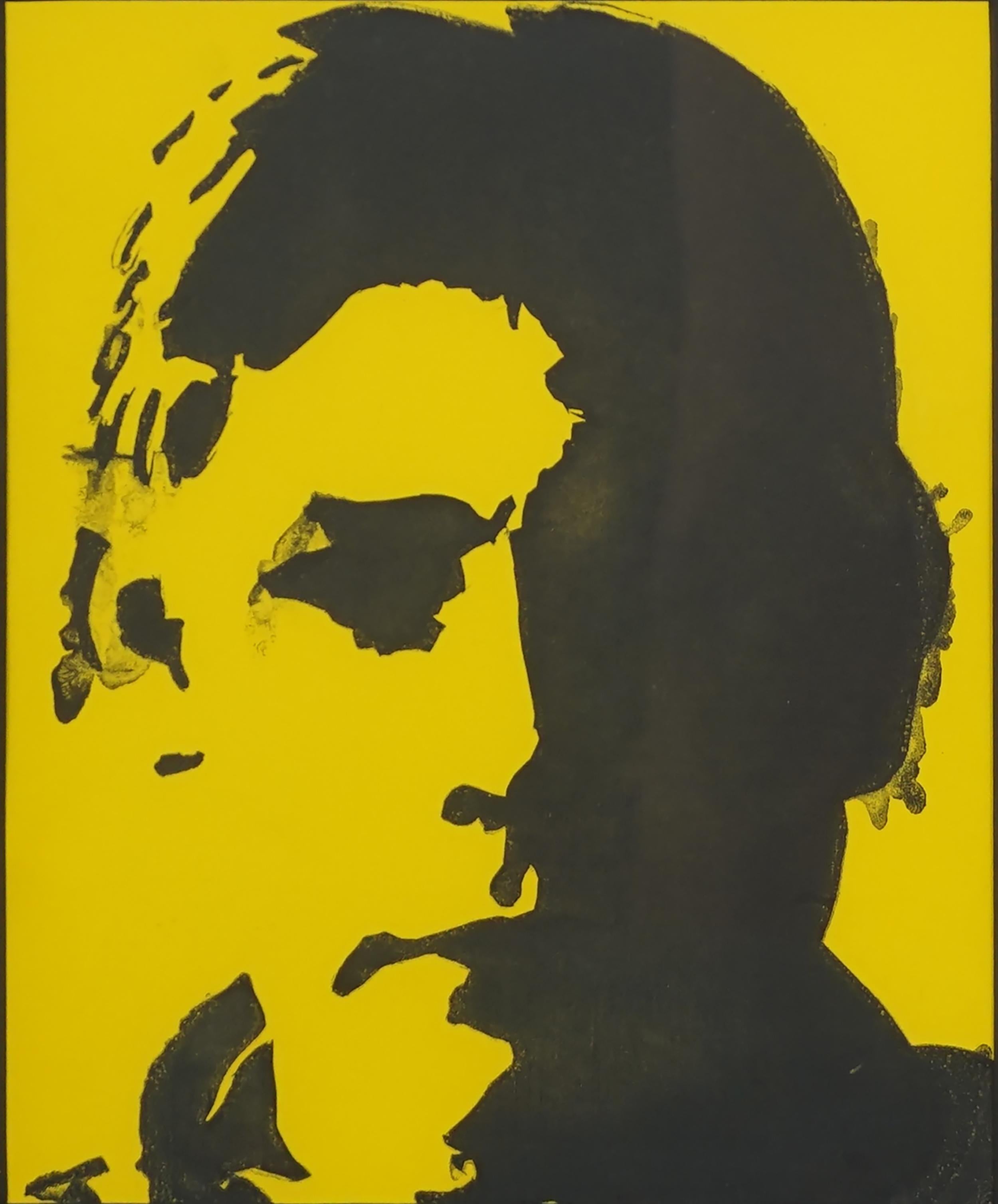Magnifique sérigraphie en diptyque d'un homme en jaune et rouge par un artiste inconnu, vers 2000. Non signée. Présenté dans un cadre métallique blanc sous verre. Vendue à l'origine par la Walters Adams Gallery. Chaque image mesure 9,75 