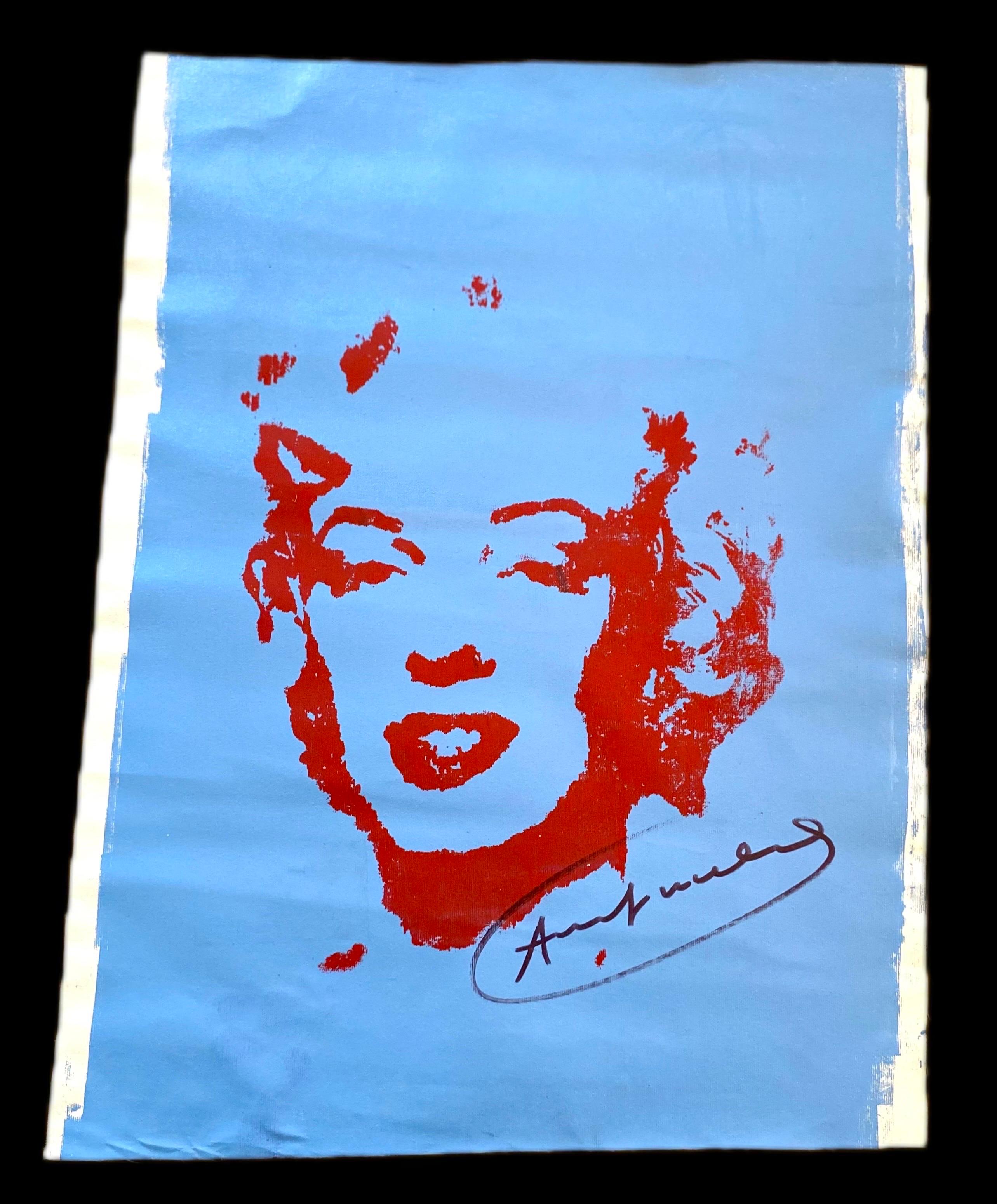 After Andy Warhol - Serigrafía sobre lienzo de Marilyn Monroe - azul rojo - Pop Art en Bueno estado para la venta en Beuzevillette, FR