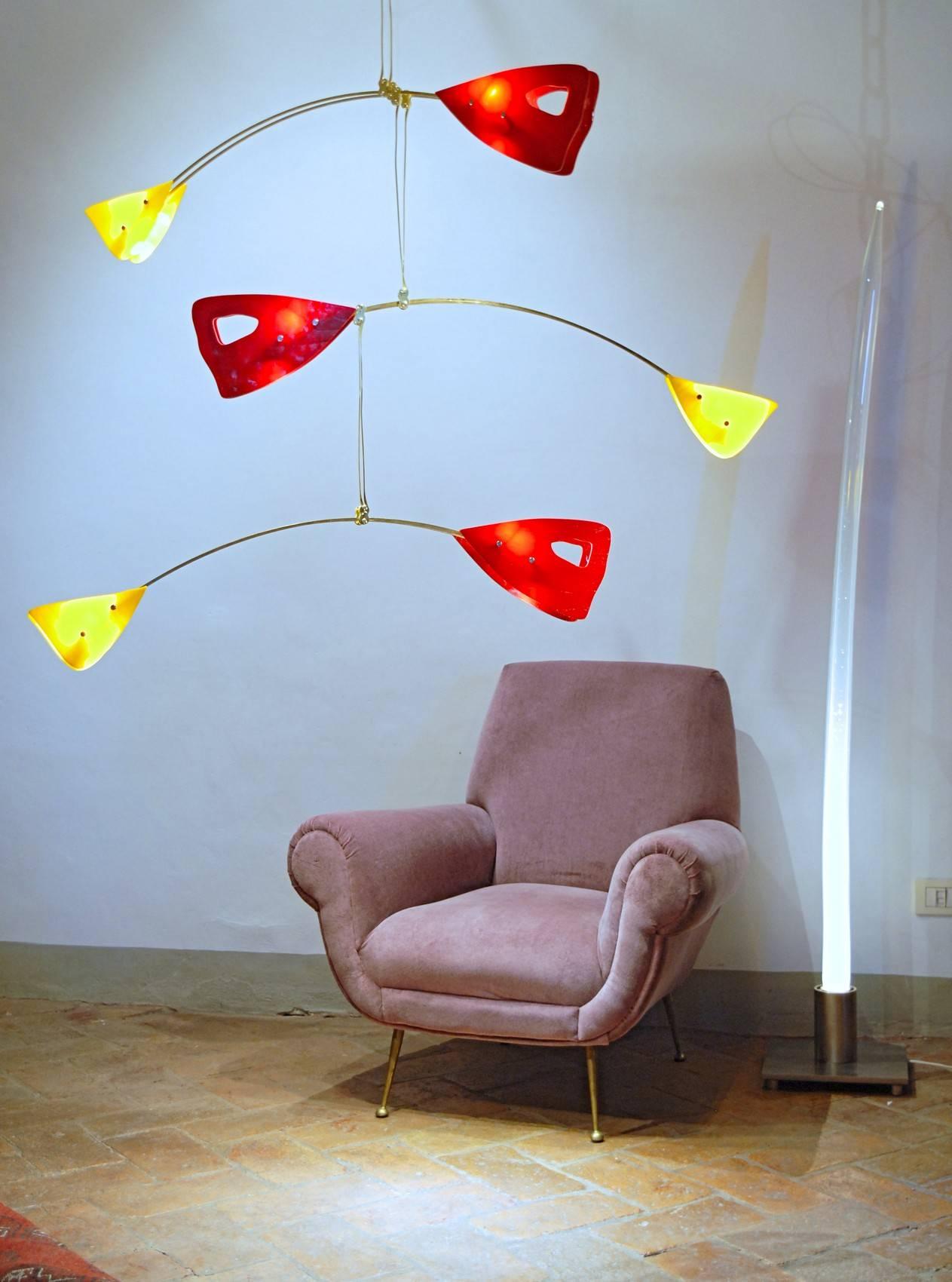 Contemporary CINETICO Murano Glass Brass Mobile Chandelier Red and Yellow Glass Elements For Sale