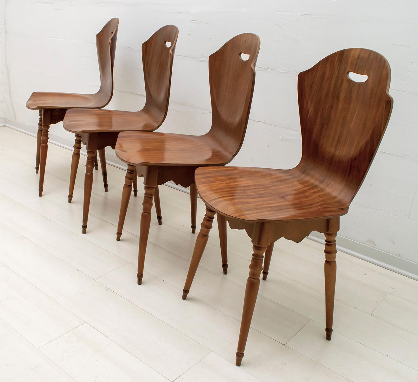 Mid-20th Century After Carlo Ratti Mid-Century Modern Italian Bentwood Chairs, 1950s For Sale