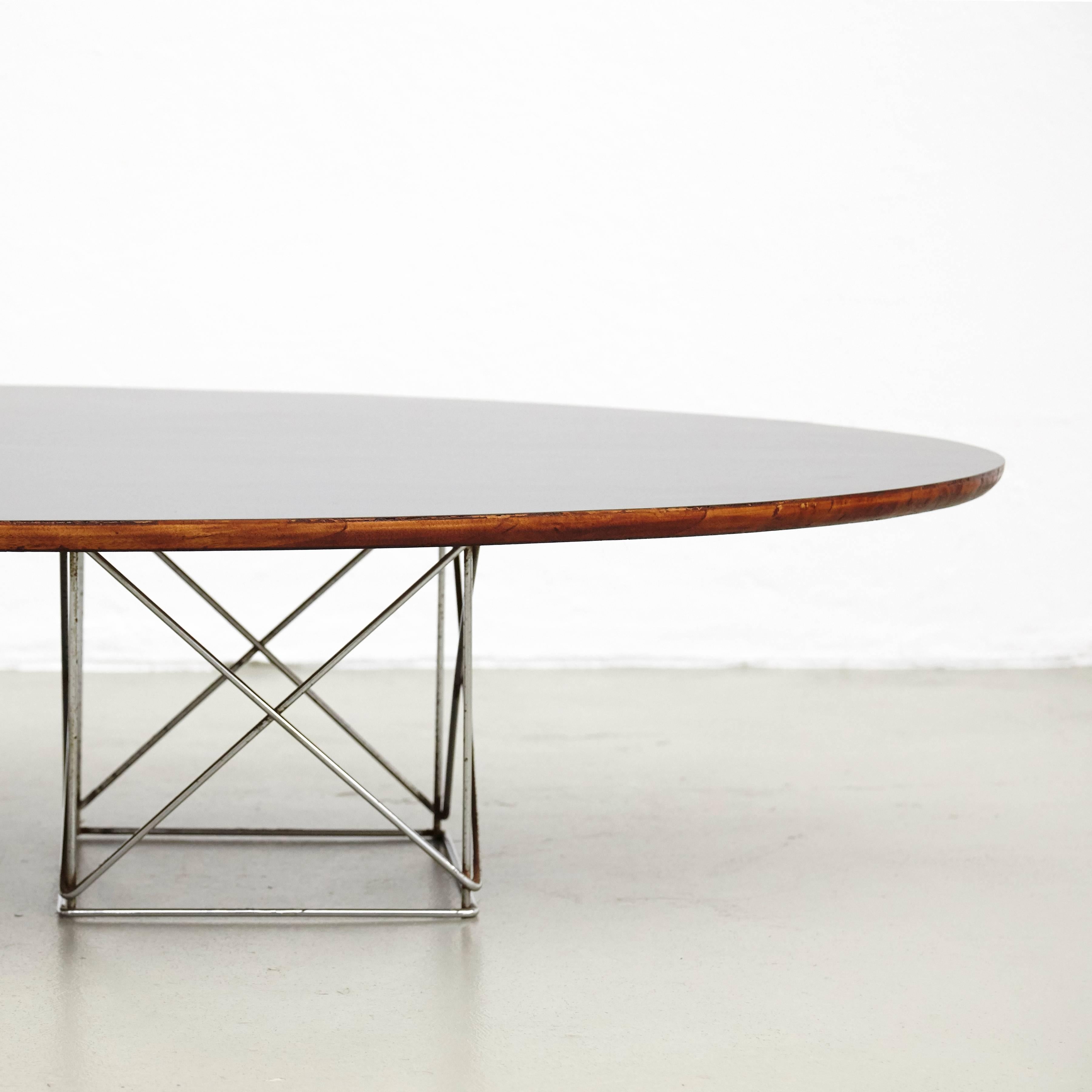 After Charles Eames Mid-Century Modern Metal Wood Formica Low Table, circa 1970 2