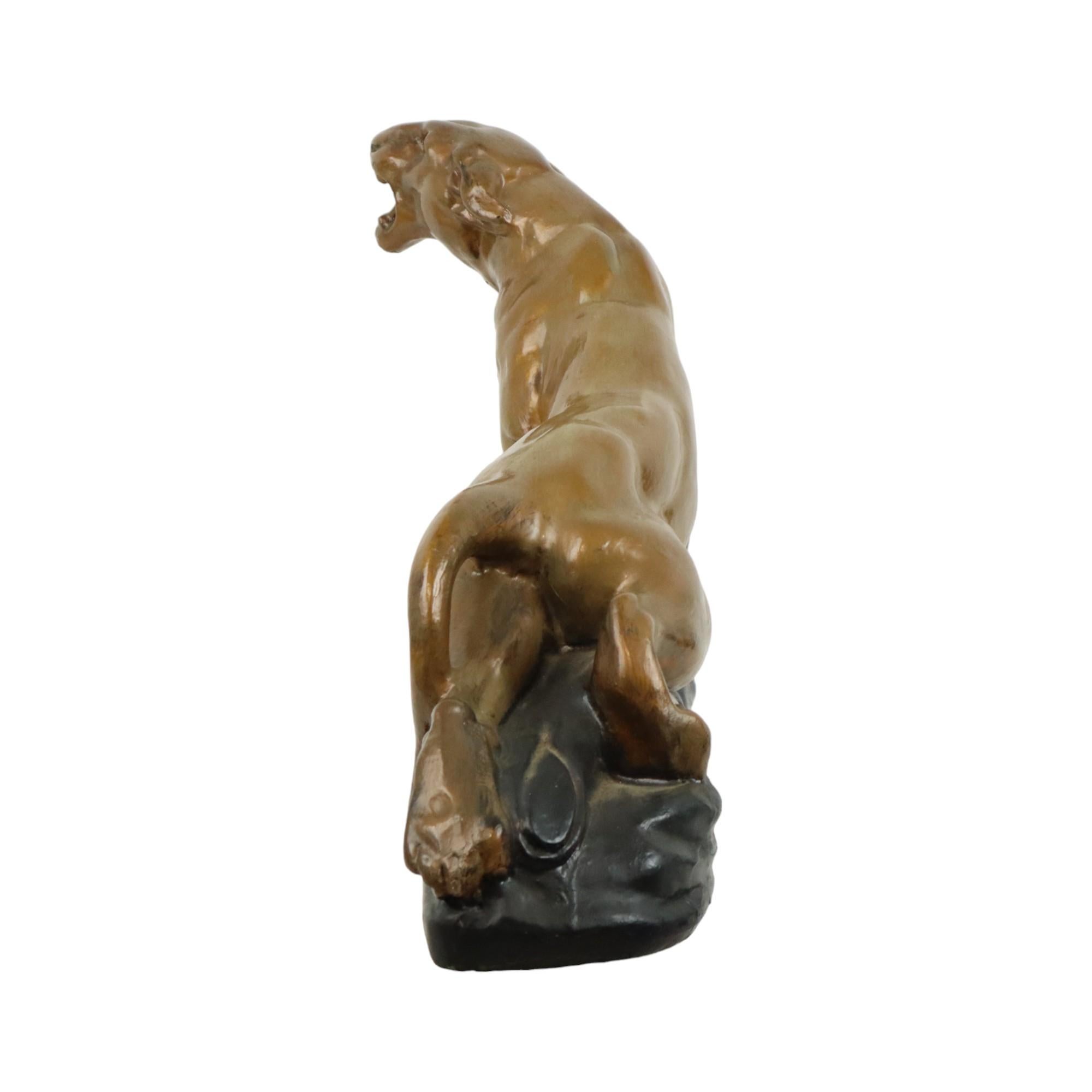 Fait main D'après Charles Valton Image Lionne blessée Bronze Patina Plâtre en vente