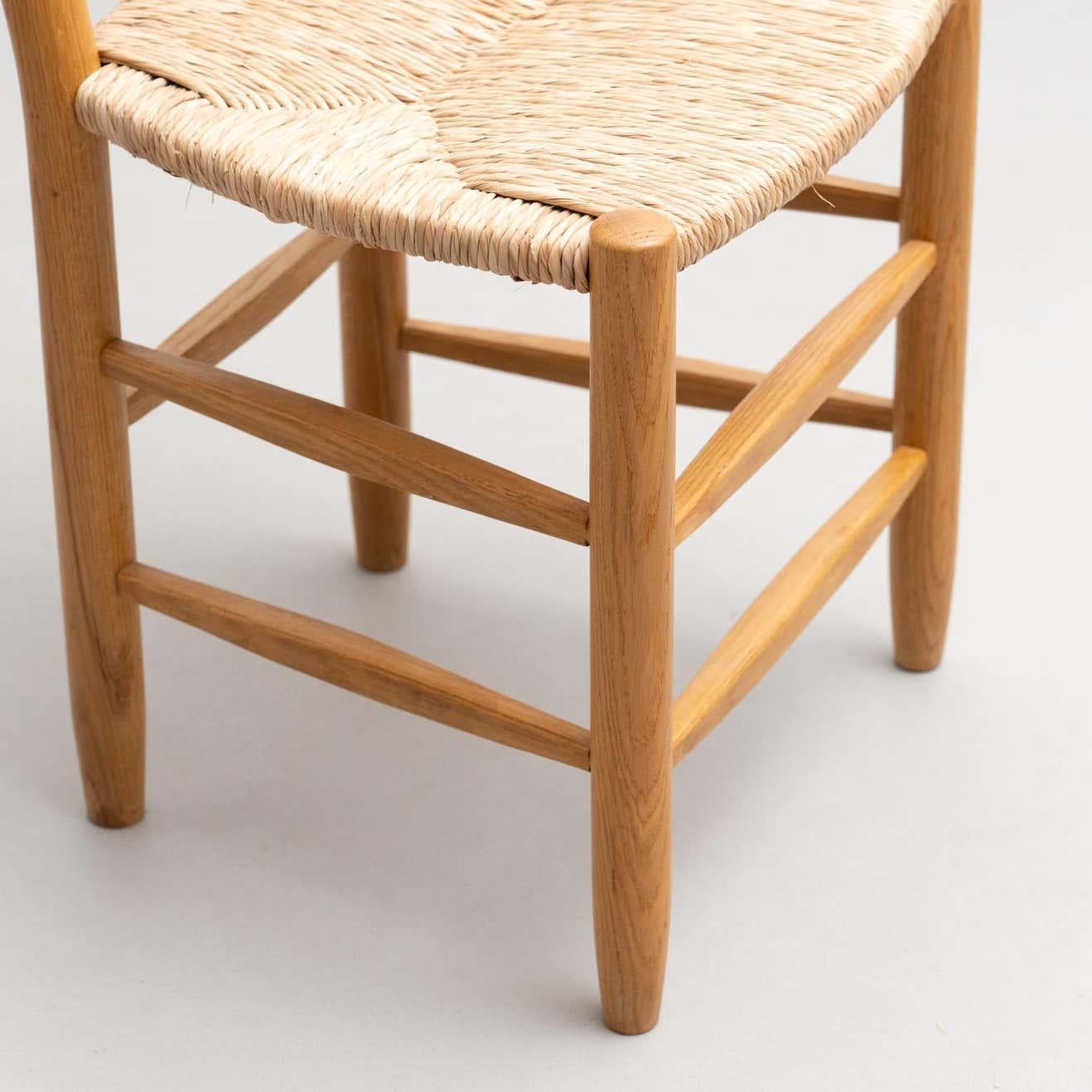 Charlotte Perriand N.19 Stuhl, Holz-Rattan, Mid-Century Modern im Angebot 9
