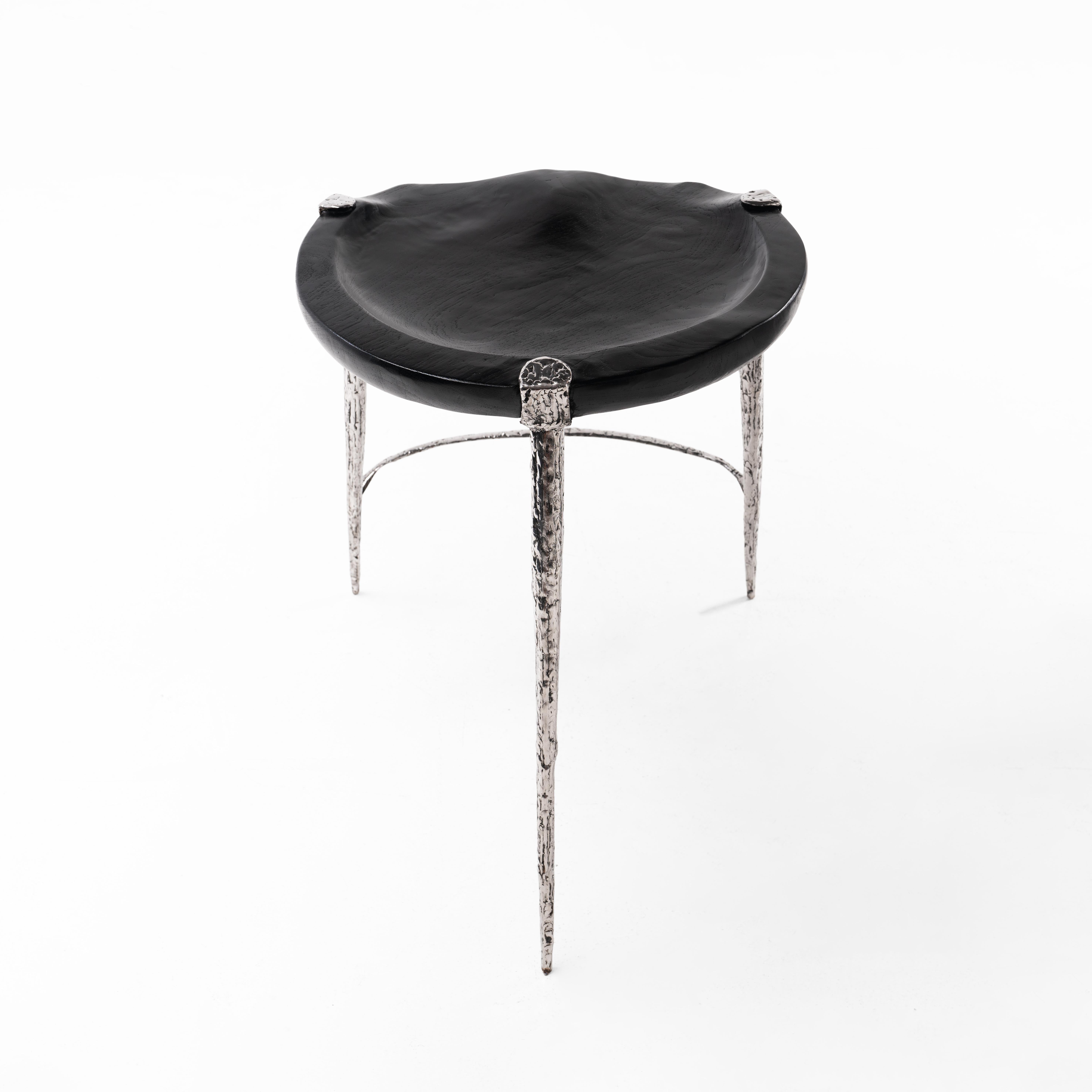 Australien Après l'Eden • Tabouret de comptoir en teck oxydé et acier inoxydable par Odditi en vente