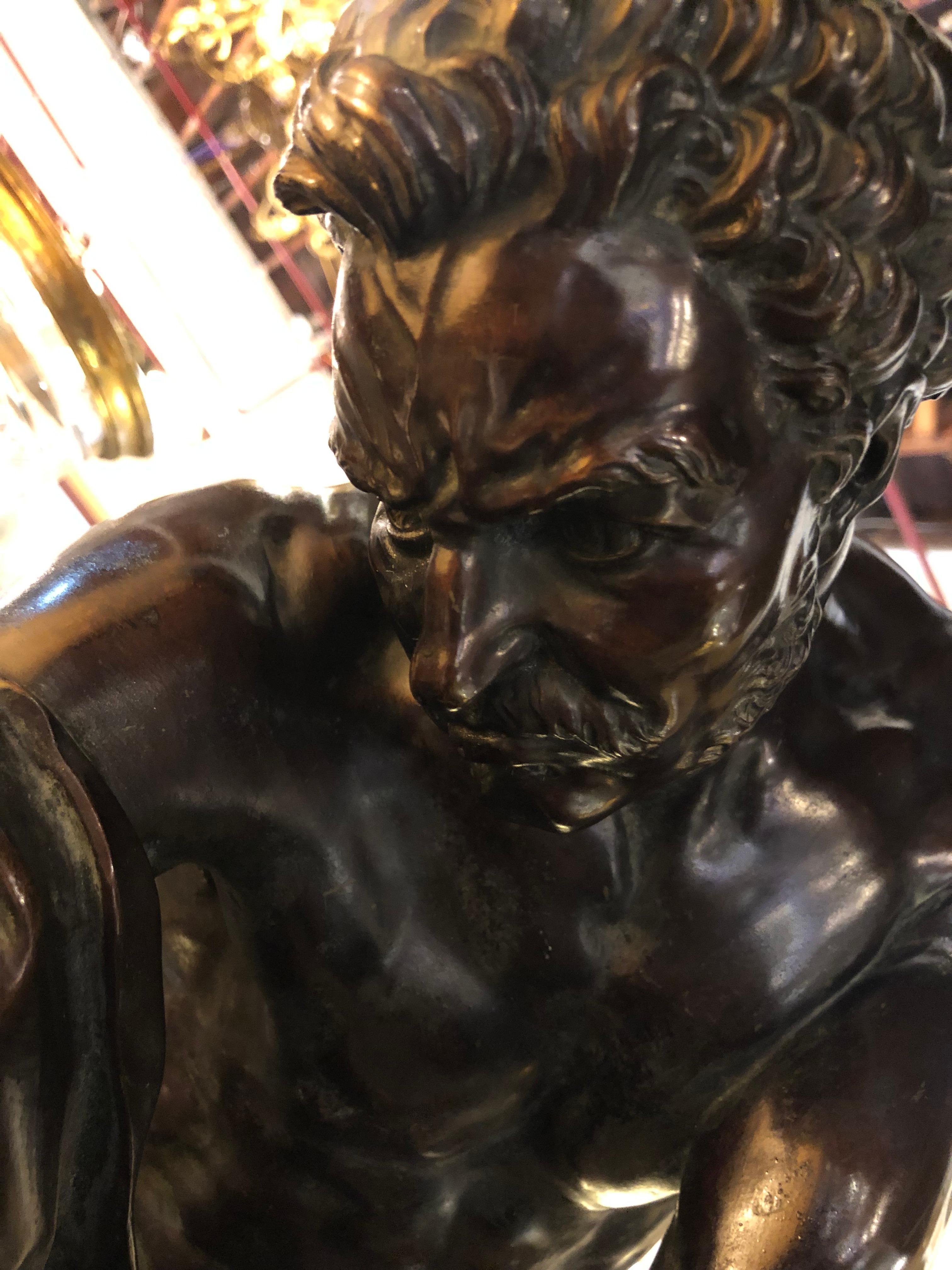 Große Bronzefigur von Milo De Croton aus dem 19. Jahrhundert, nach Edme Dumont 10