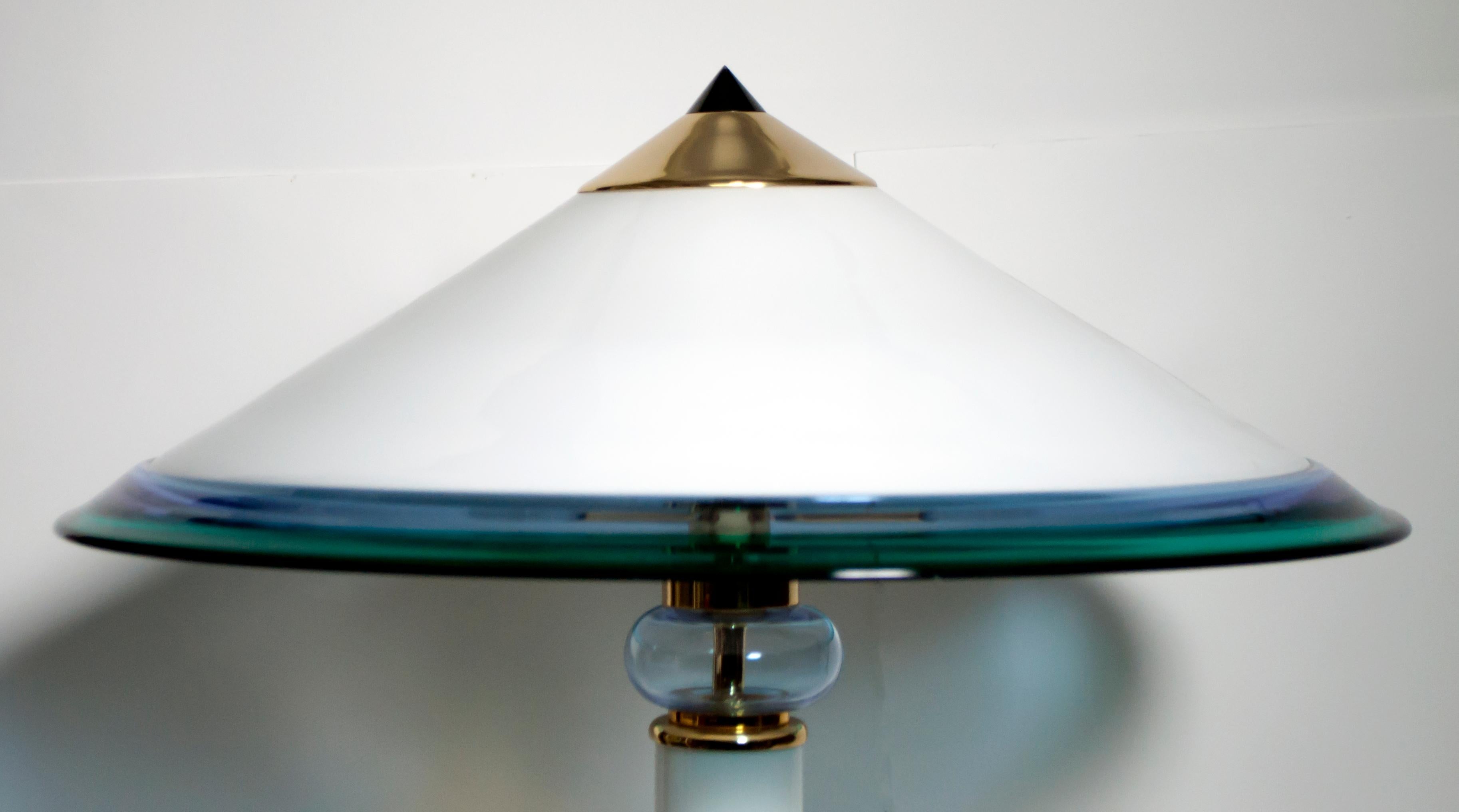 Nach Ettore Sottsass Italienische Tischlampe aus Muranoglas:: 1980er Jahre (Moderne)
