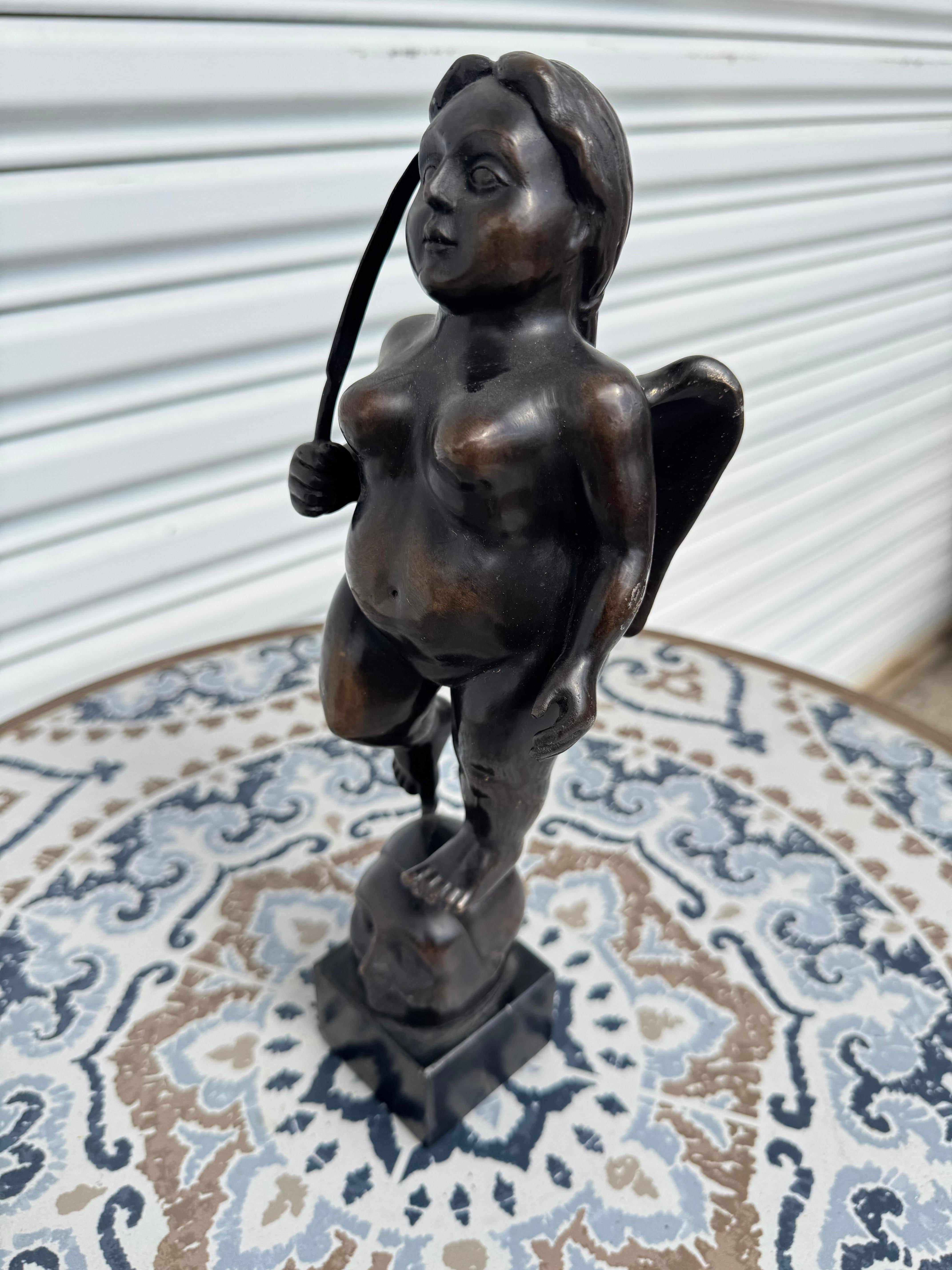 Moderne D'après Fernando Botero Sculpture en bronze pleine figure de 14,5 pouces en vente