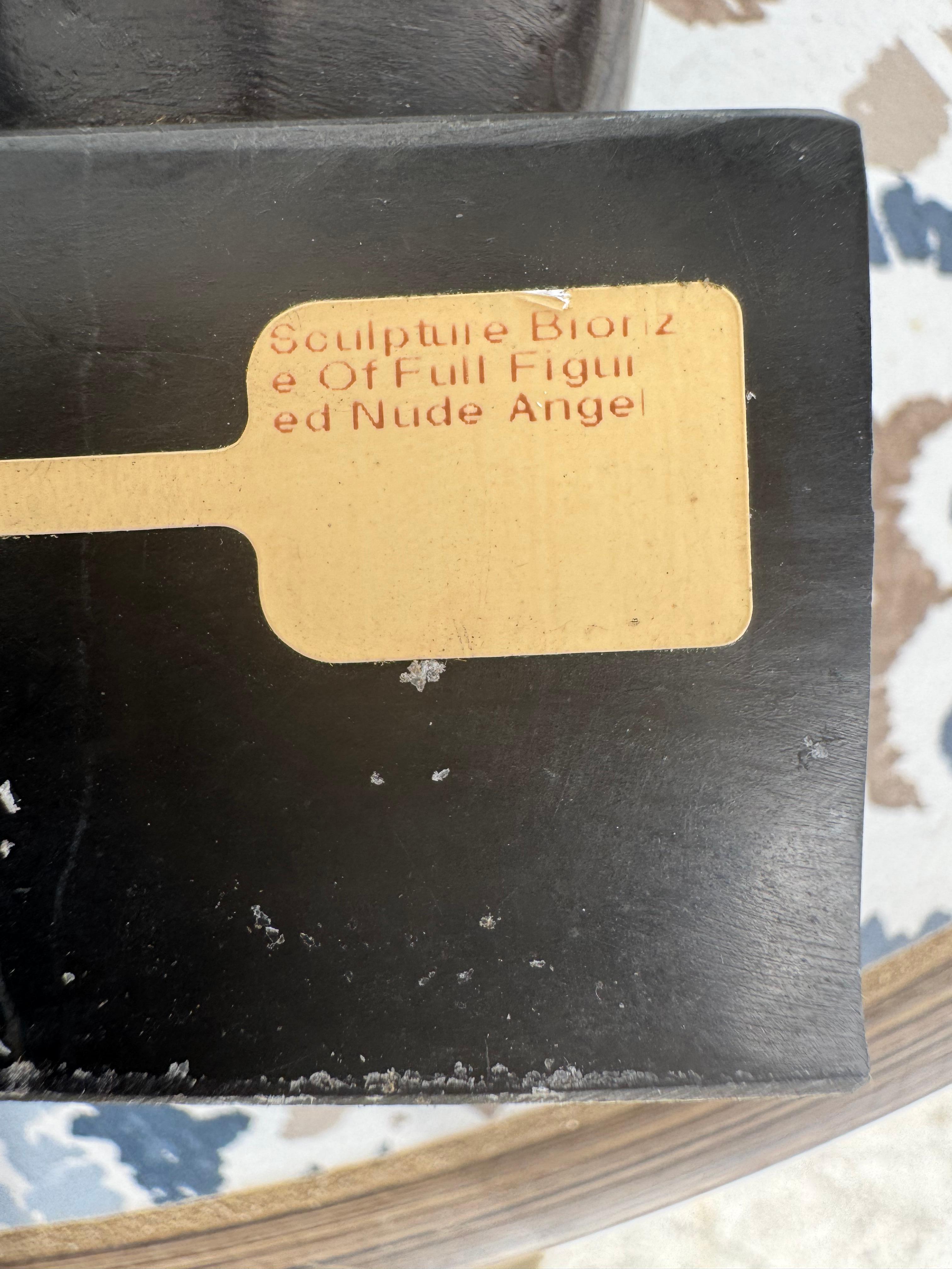 Colombien D'après Fernando Botero Sculpture en bronze pleine figure de 14,5 pouces en vente