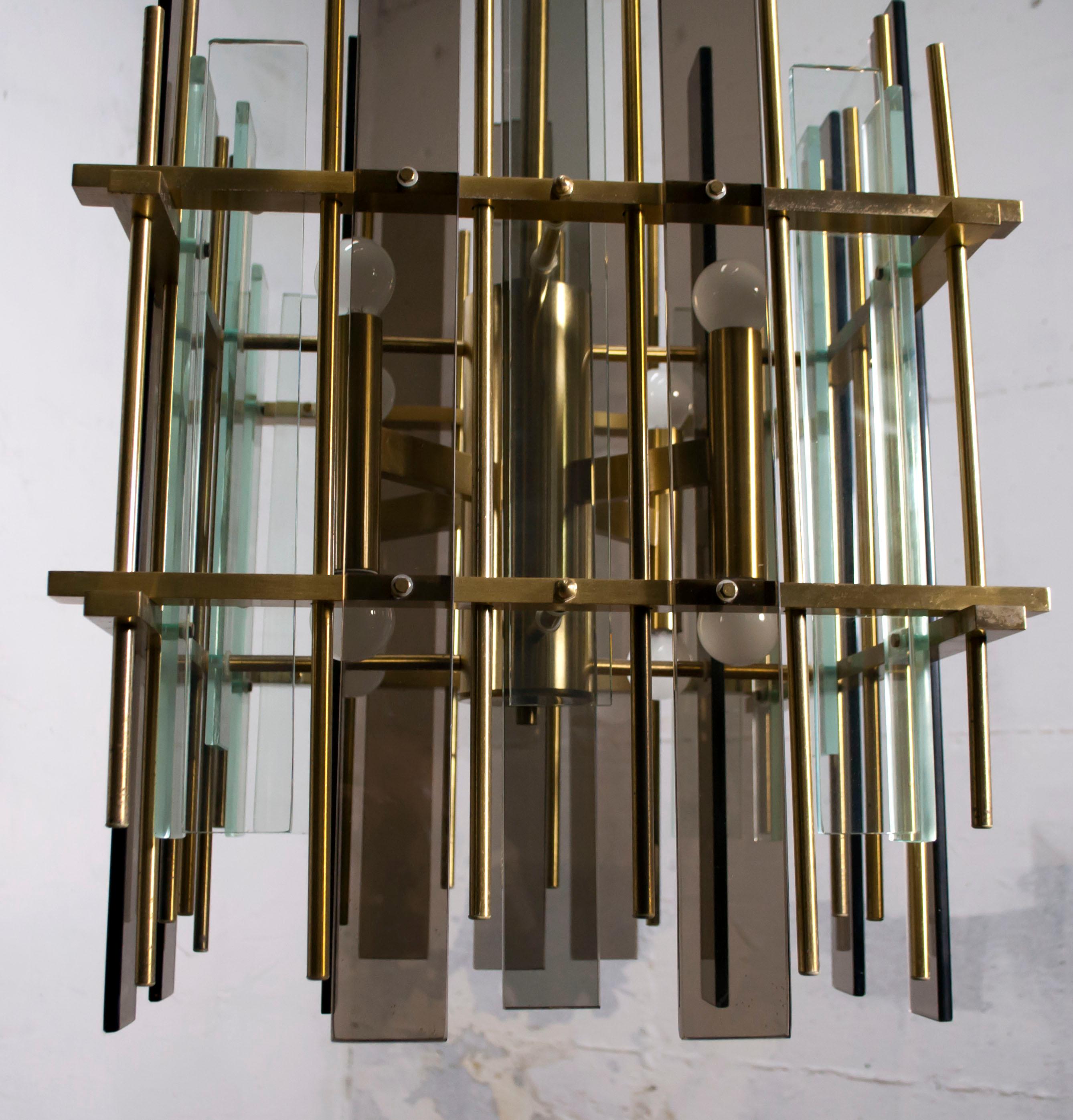 Late 20th Century After Fontana Arte Mid-Century Modern Brass and Glass Italian Chandelier, 1970s