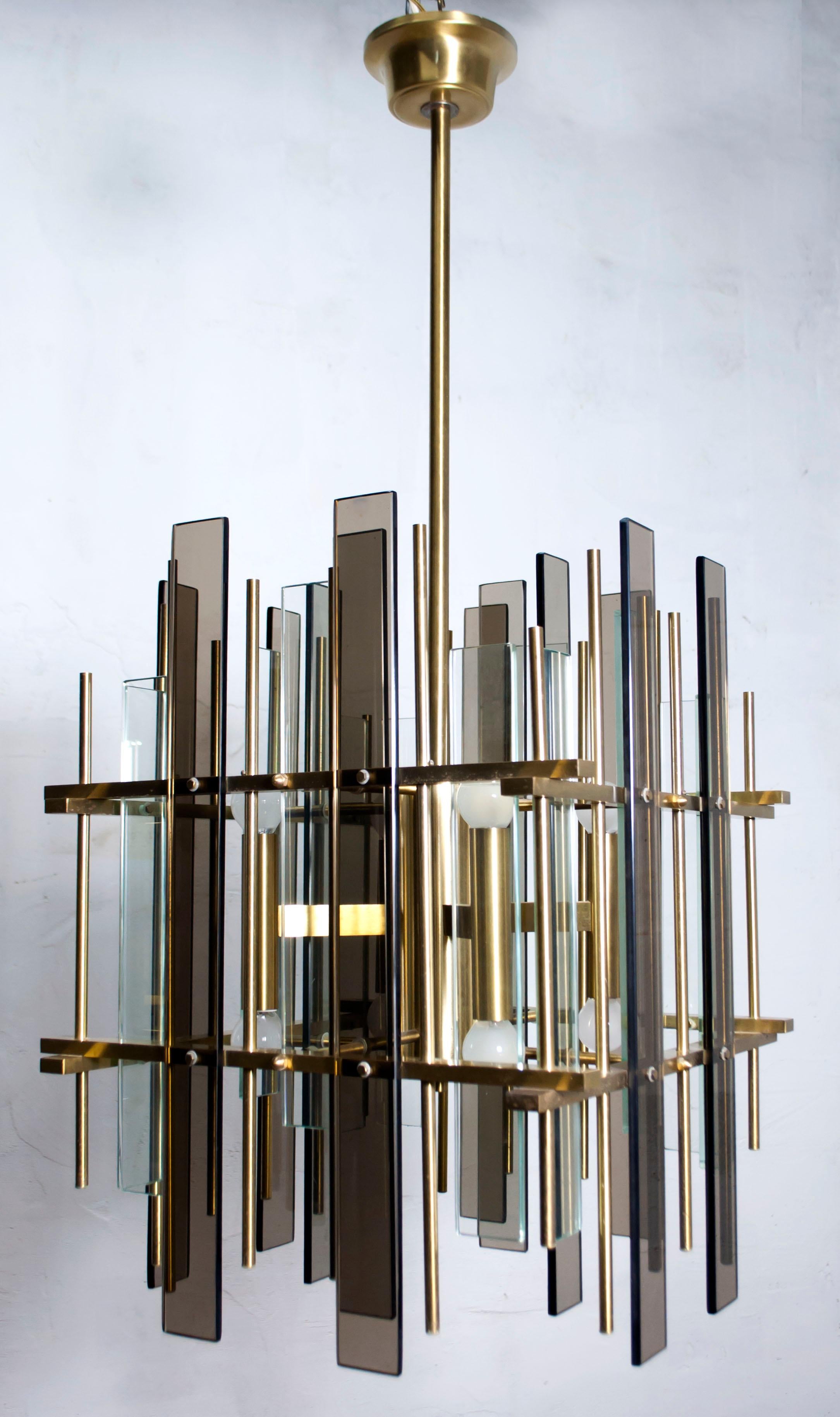 After Fontana Arte Mid-Century Modern Brass and Glass Italian Chandelier, 1970s 4