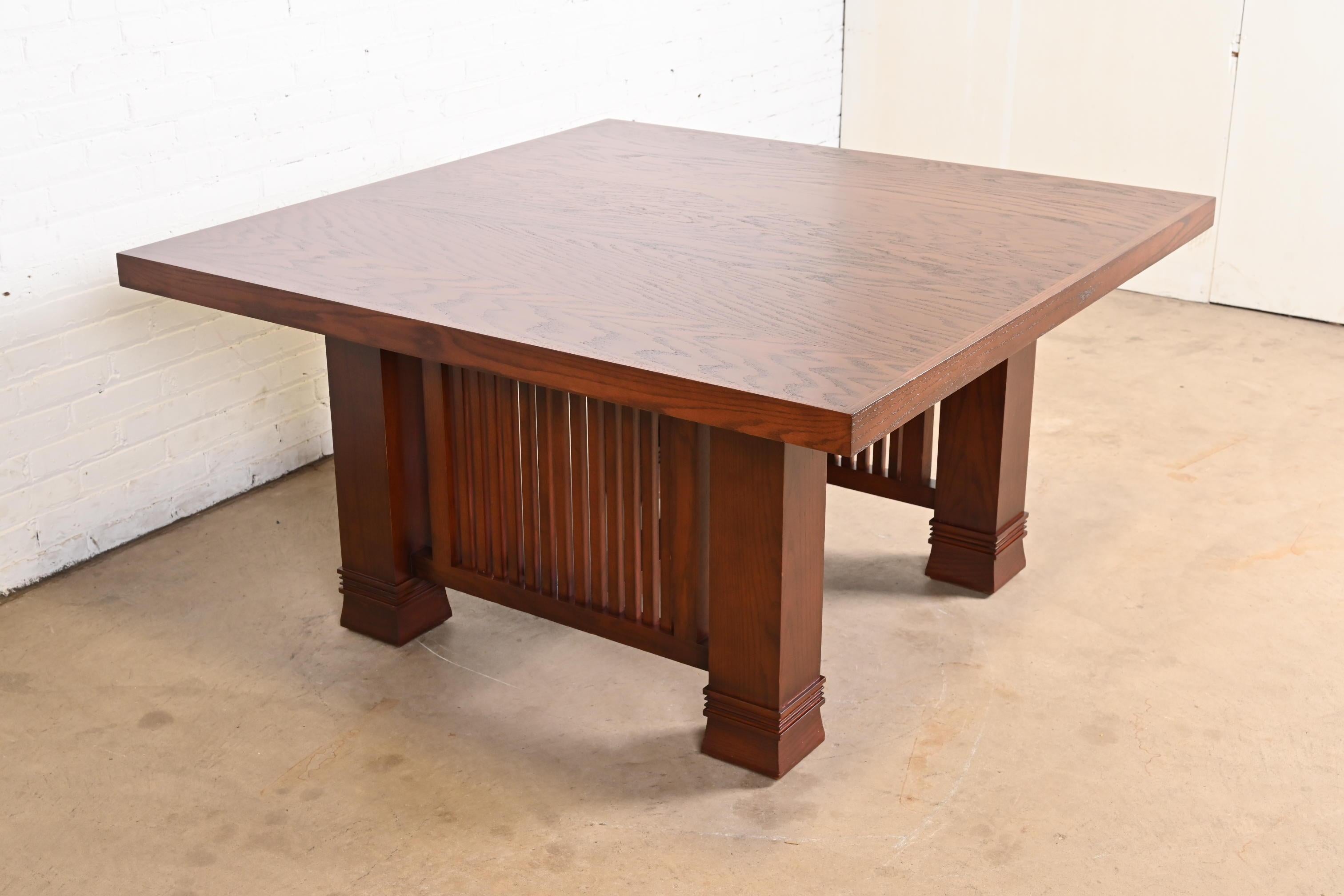 20th Century After Frank Lloyd Wright Dana Thomas House Arts & Crafts Oak Dining Table
