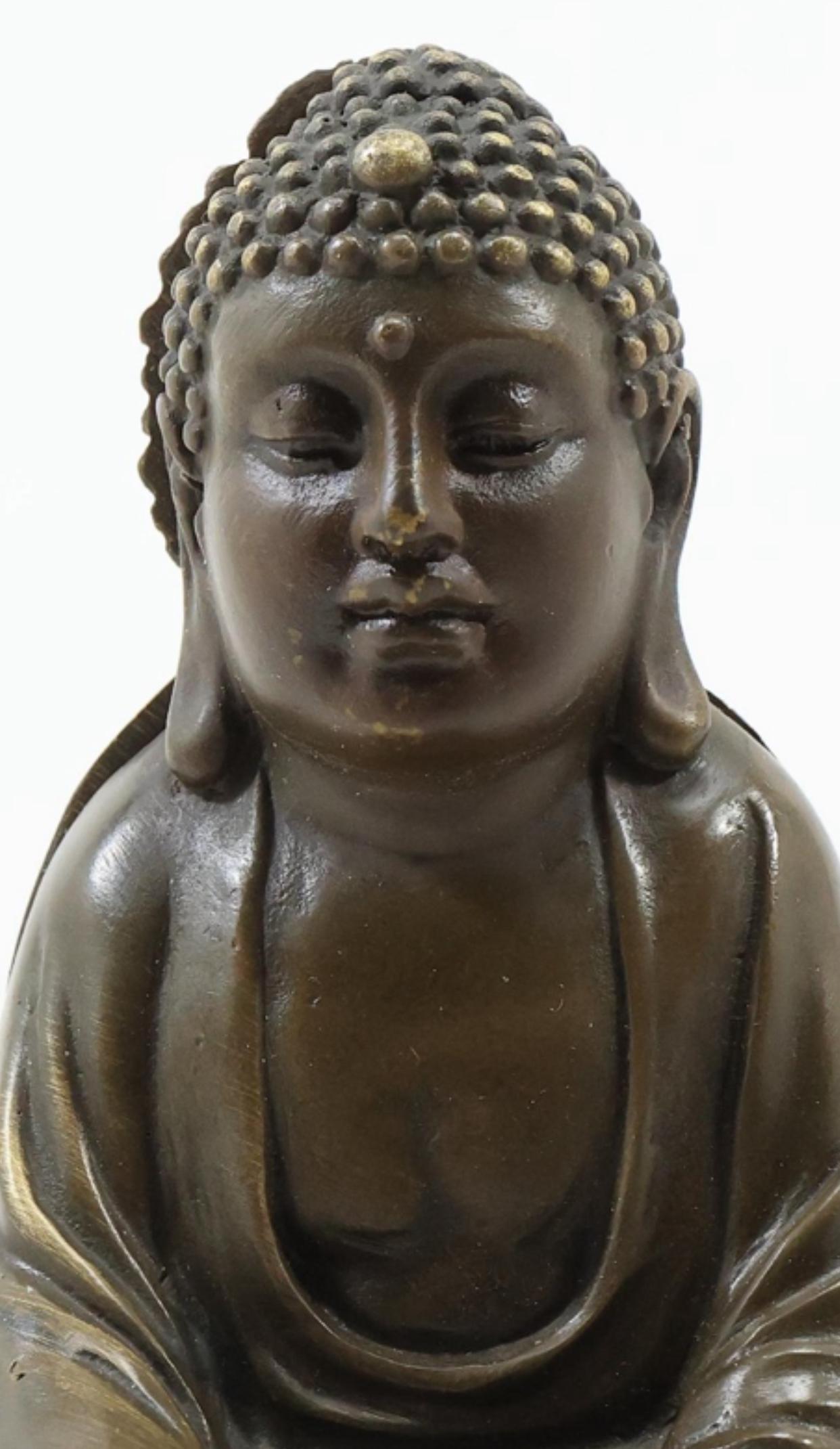 Nach Franz Bergman, Bronze-Buddha-Etui aus Bronze, das sich öffnen lässt, um die nackte Göttin auszustellen (Österreichisch) im Angebot