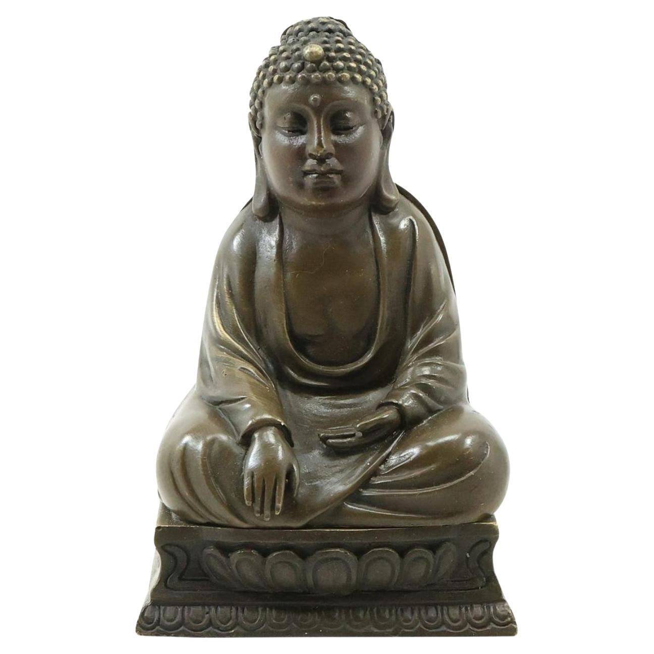 Nach Franz Bergman, Bronze-Buddha-Etui aus Bronze, das sich öffnen lässt, um die nackte Göttin auszustellen im Angebot