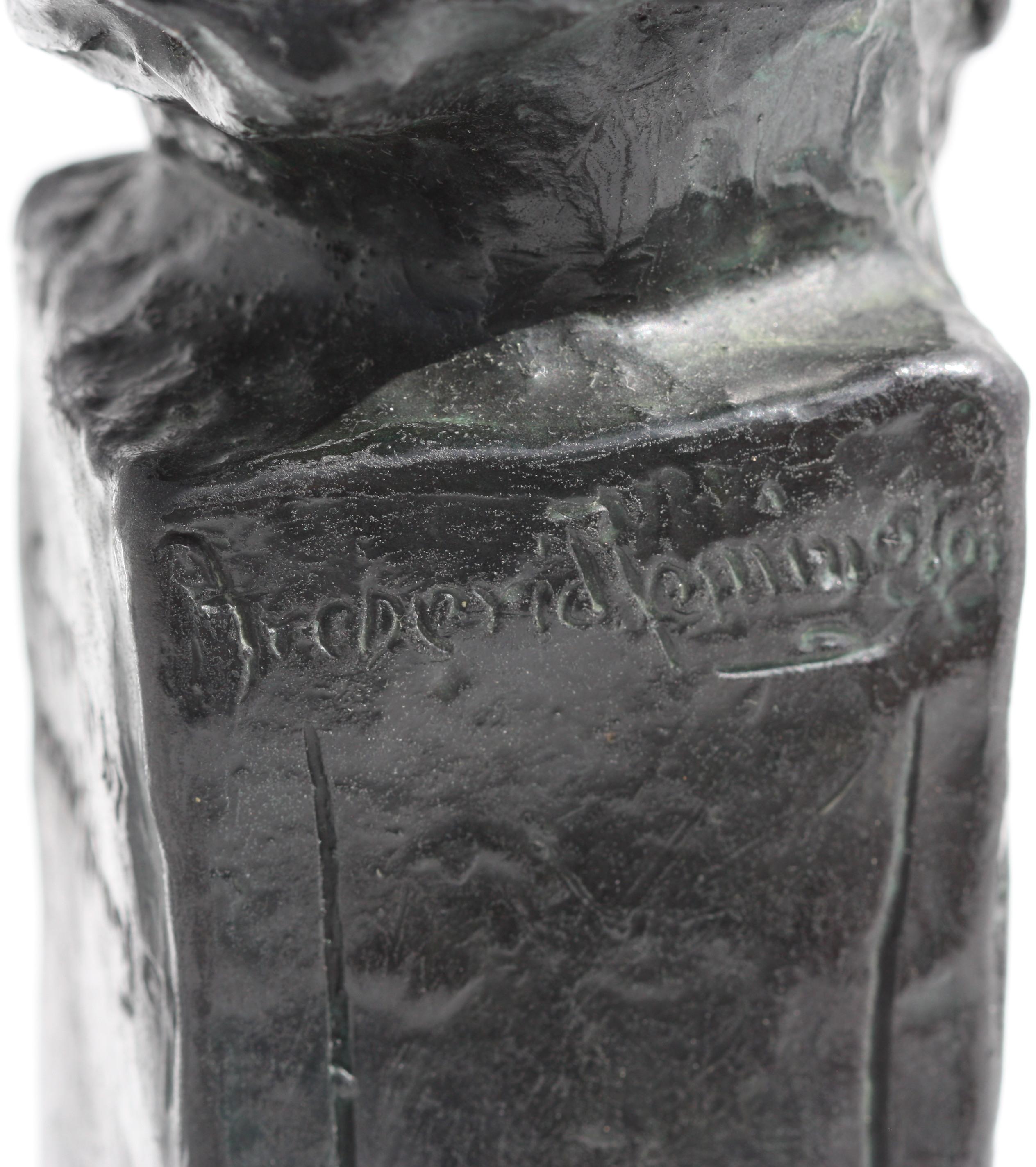 Après, Frederic Remington, (Américain, 1861-1909) Le Sergeant, bronze patiné Bon état - En vente à West Palm Beach, FL