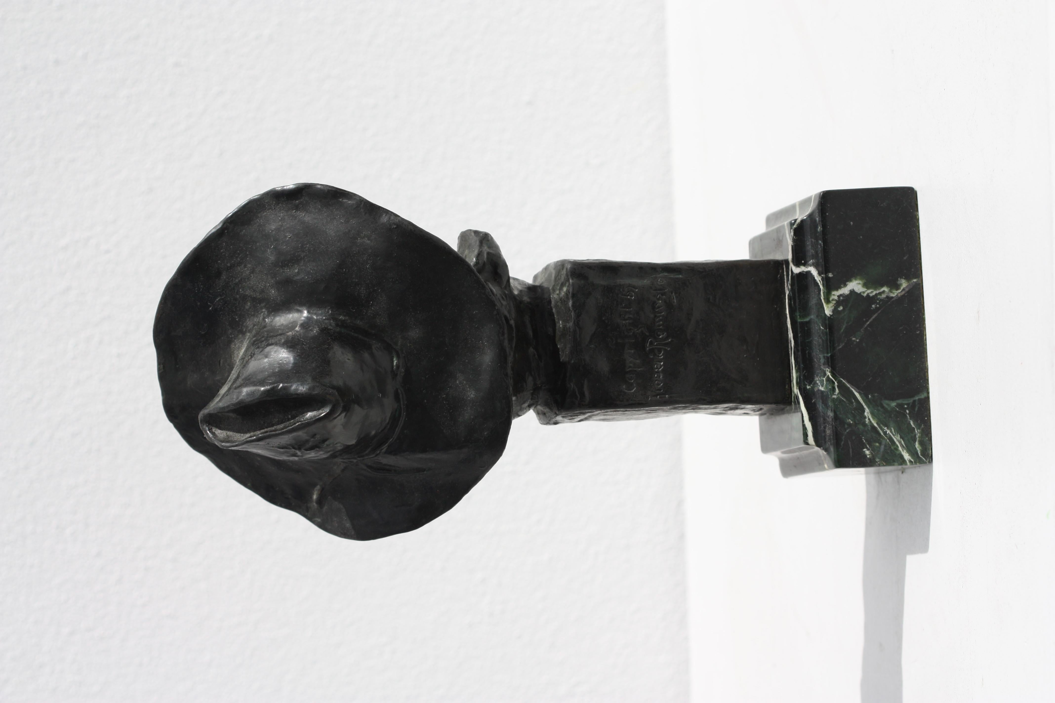 Après, Frederic Remington, (Américain, 1861-1909) Le Sergeant, bronze patiné en vente 2