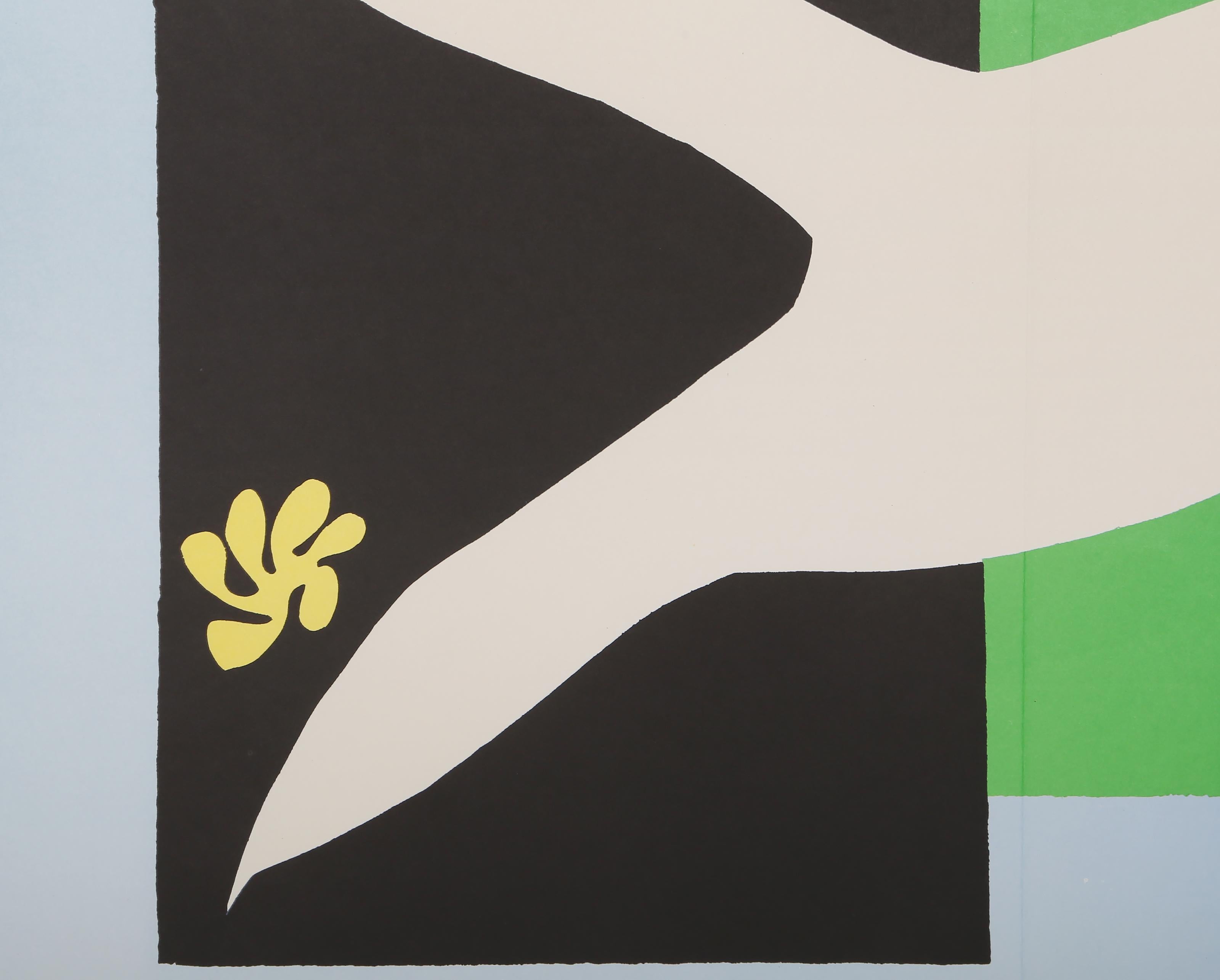 La Nageuse dans l’aquarium (The Swimmer in the Tank)

Henri Matisse (After)
French (1869–1954)

Portfolio: Jazz
Date: Of Original: 1947  Year Printed: 1983
Lithograph
Size: 15.25 x 23.5 in. (38.74 x 59.69 cm)
Frame Size: 19.25 x 27.5 inches
Printer: