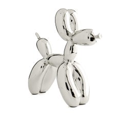Balloon Dog (After Jeff Koons) - Scultura in resina d'argento, edizione limitata