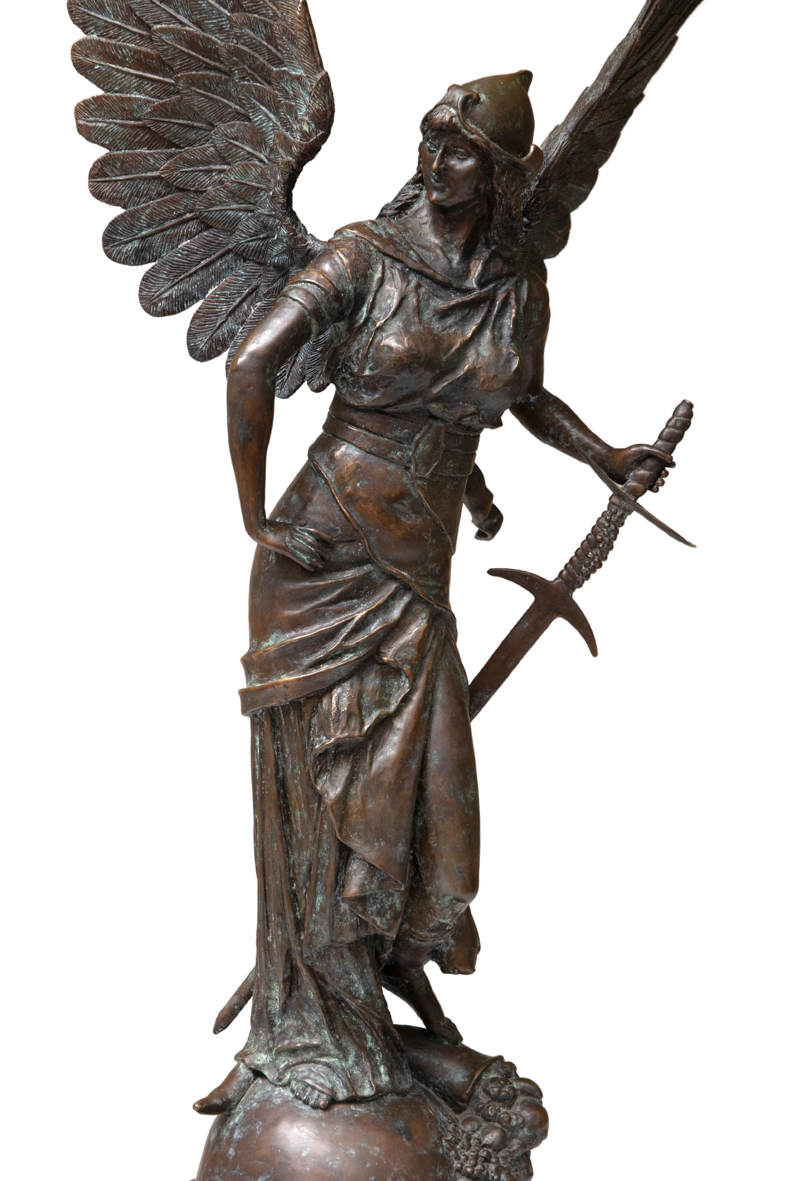 Dopo Jules Felix Coutan, scultura figurativa in bronzo della Dea della Pace In condizioni buone in vendita a Kingston, NY