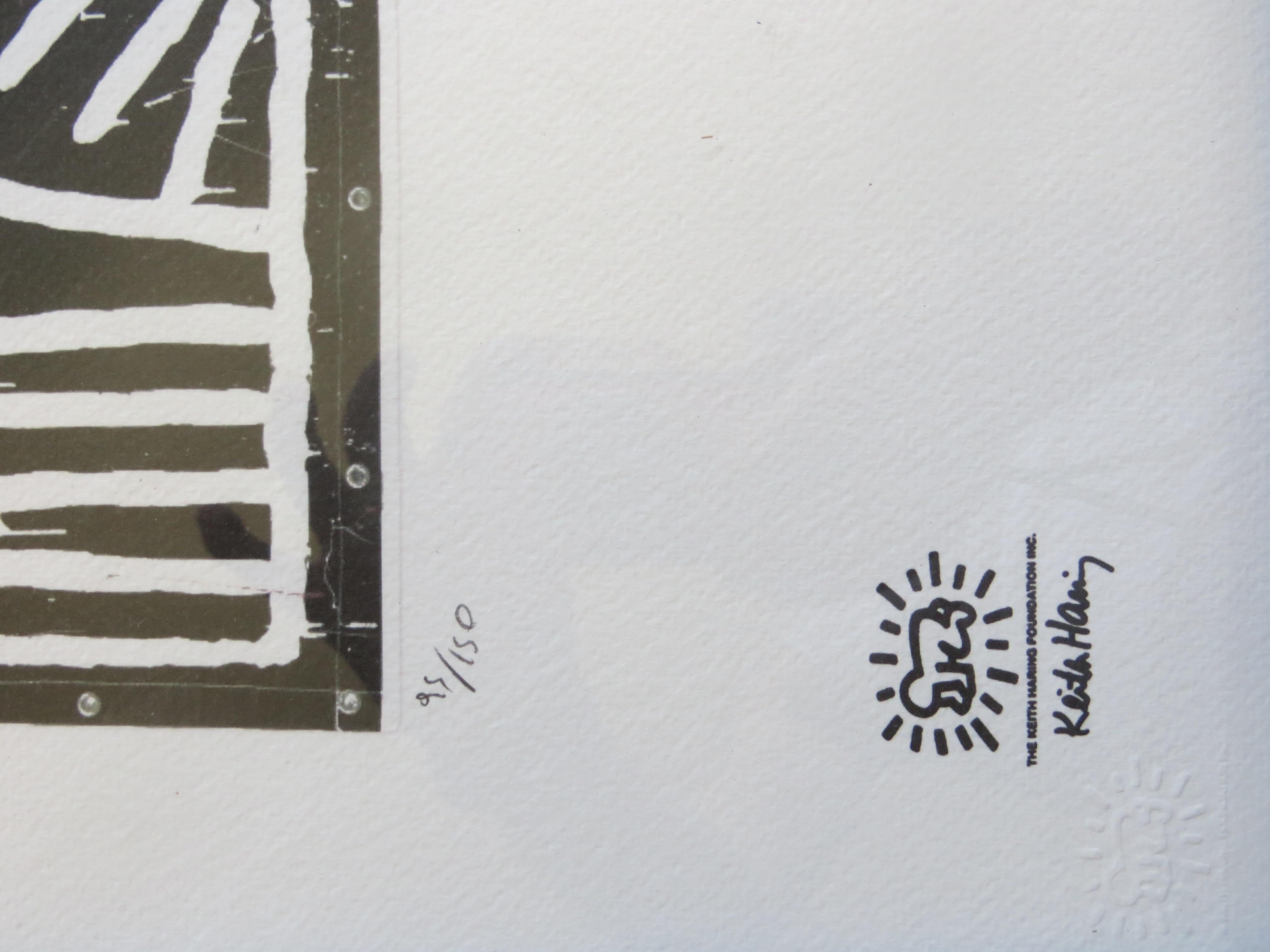 D'après Keith Haring, édition limitée à 95/150 exemplaires
Œuvre d'art lithographiée par la Fondation Keith Haring, numérotée avec un cachet en relief.
L'image présente le célèbre artiste pop américain et activiste social Keith Haring dans une
