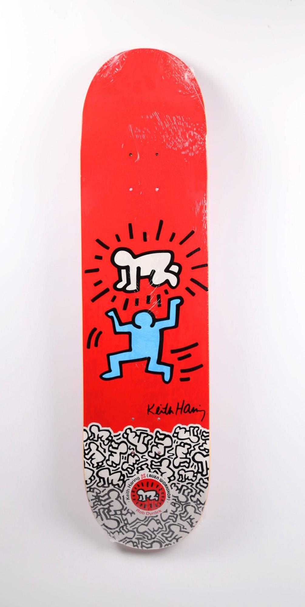 Keith Haring Skateboard Deck Set: 
Dieses hervorragend bedruckte, seltene und auffällige Set von 10 Keith-Haring-Skate-Decks entstand ca. 2012 als Ergebnis der Collaboration zwischen Alien Workshop und der Keith Haring Foundation. 

Mit einigen der