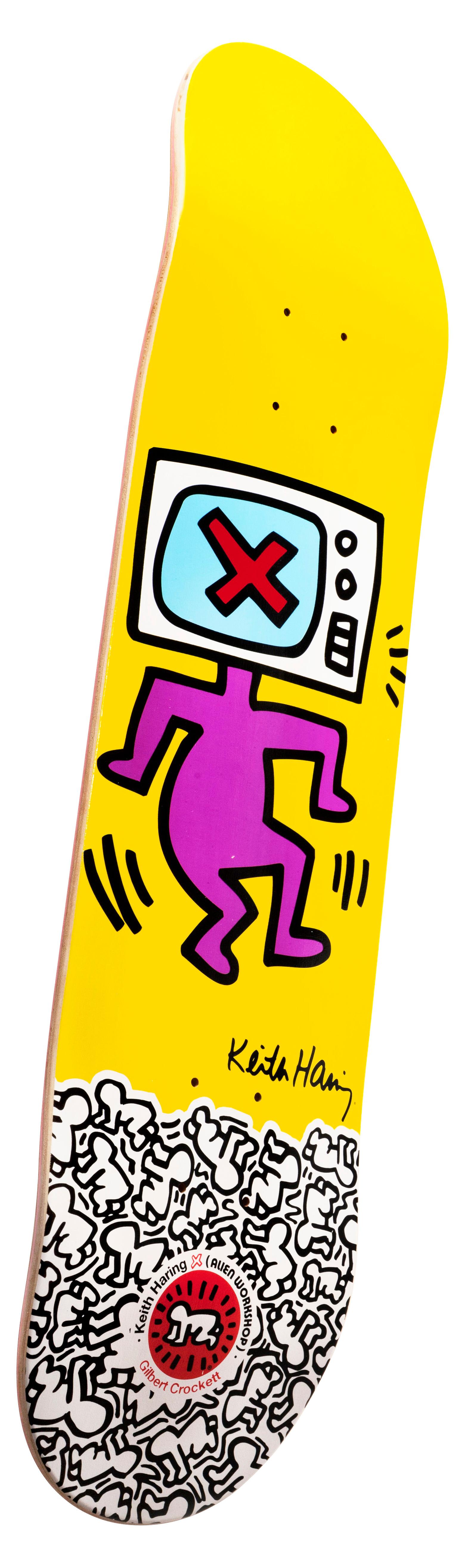 Skate Deck TV Head Keith Haring (Keith Haring jaune) - Print de (after) Keith Haring