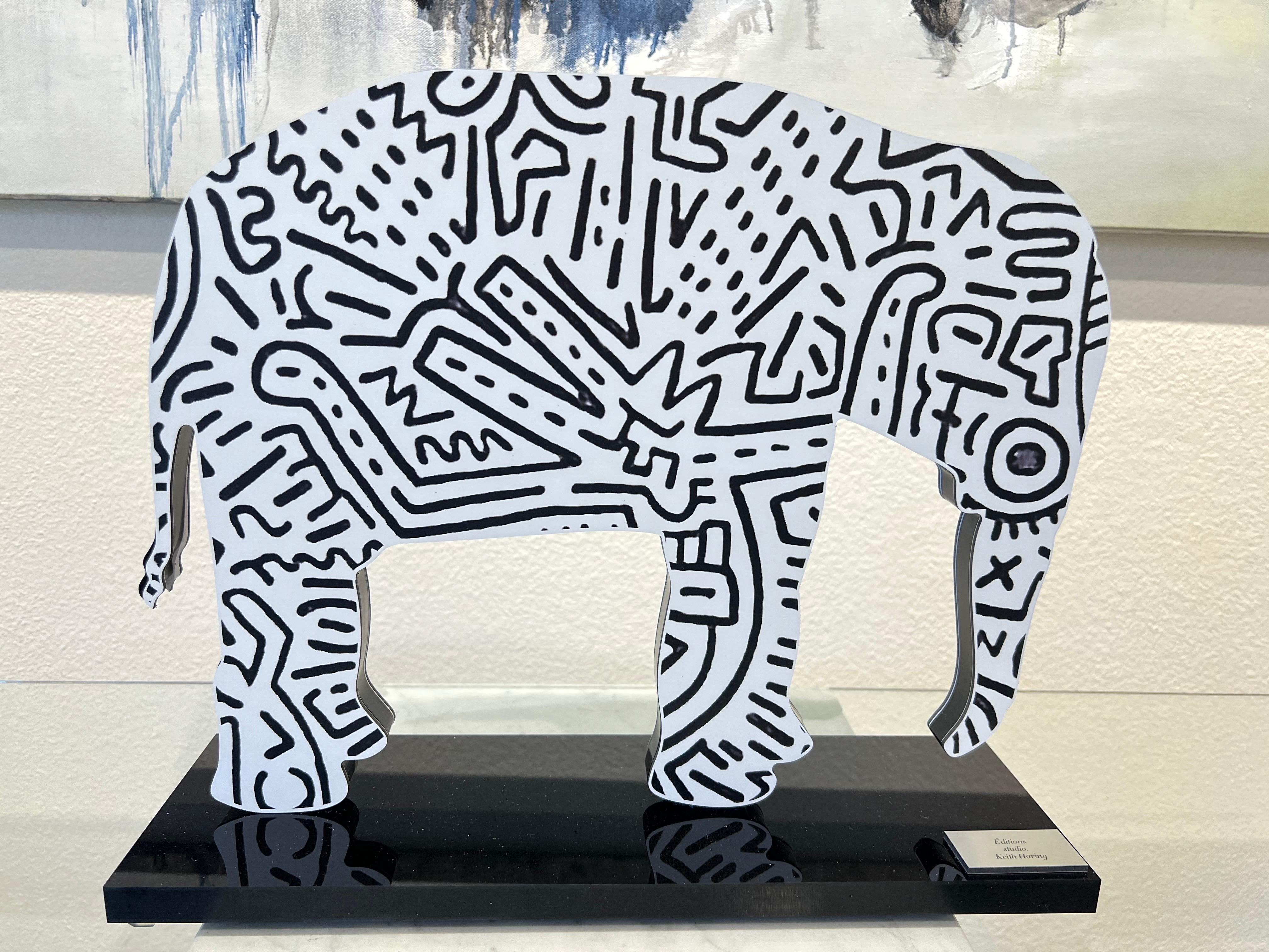Keith Haring, Elephant. Sculpture in plexiglass. For Sale 1
