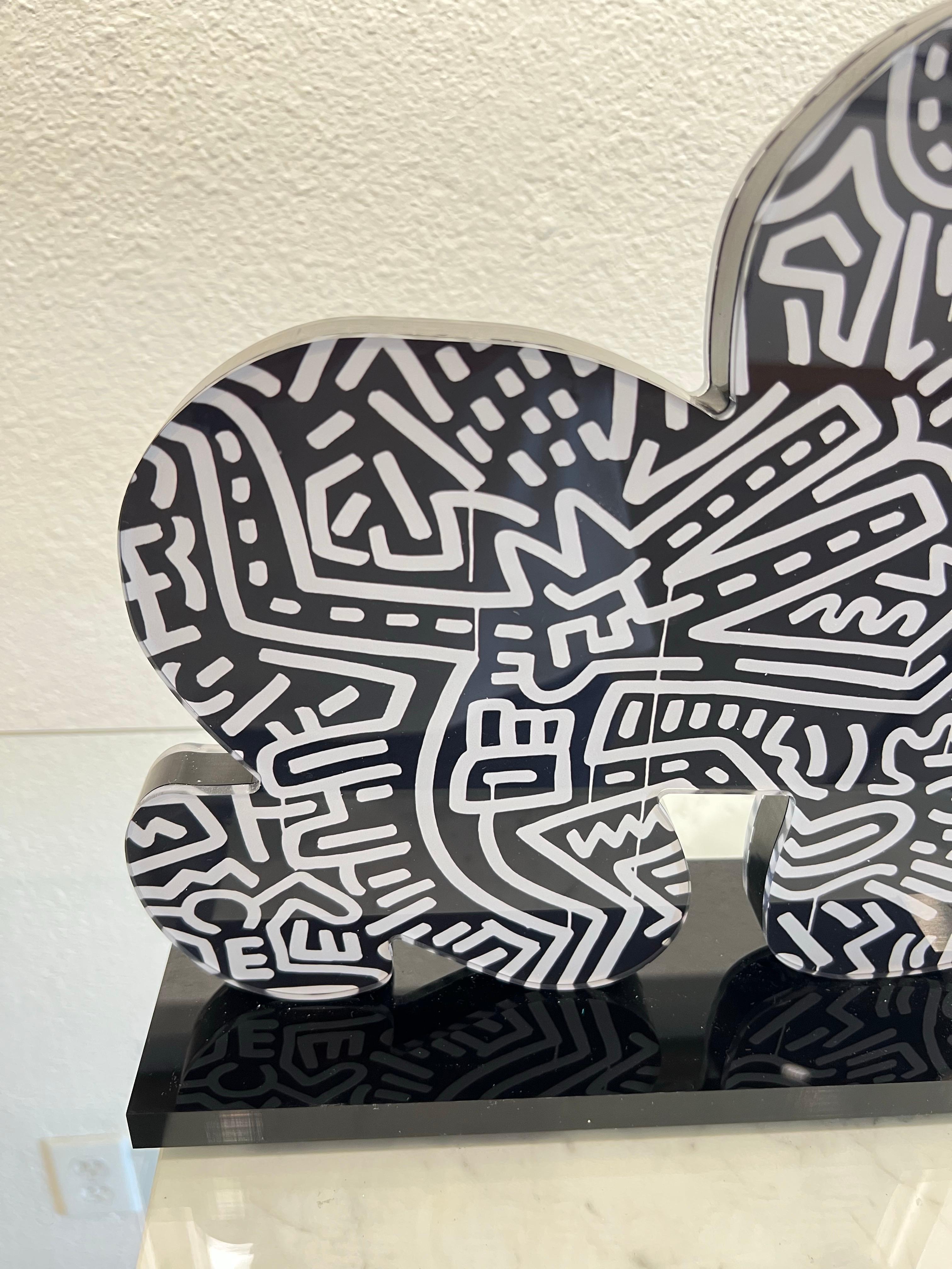 Keith Haring Skulpturen, Baby (Gelb). im Angebot 3