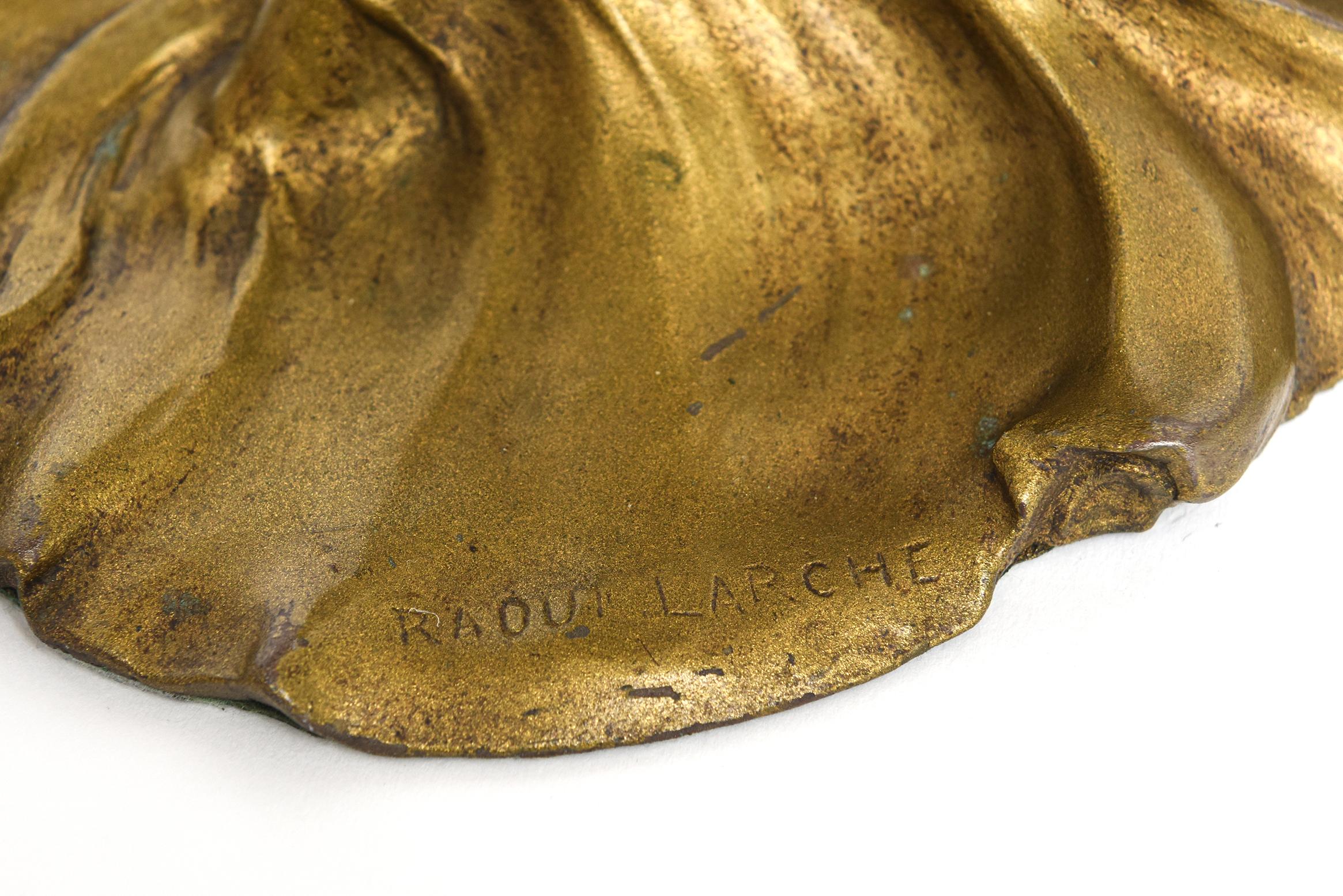 After Loïe Fuller the Dancer Gilt Bronze Figure Table Lamp by Raoul Larche In Good Condition In Miami Beach, FL