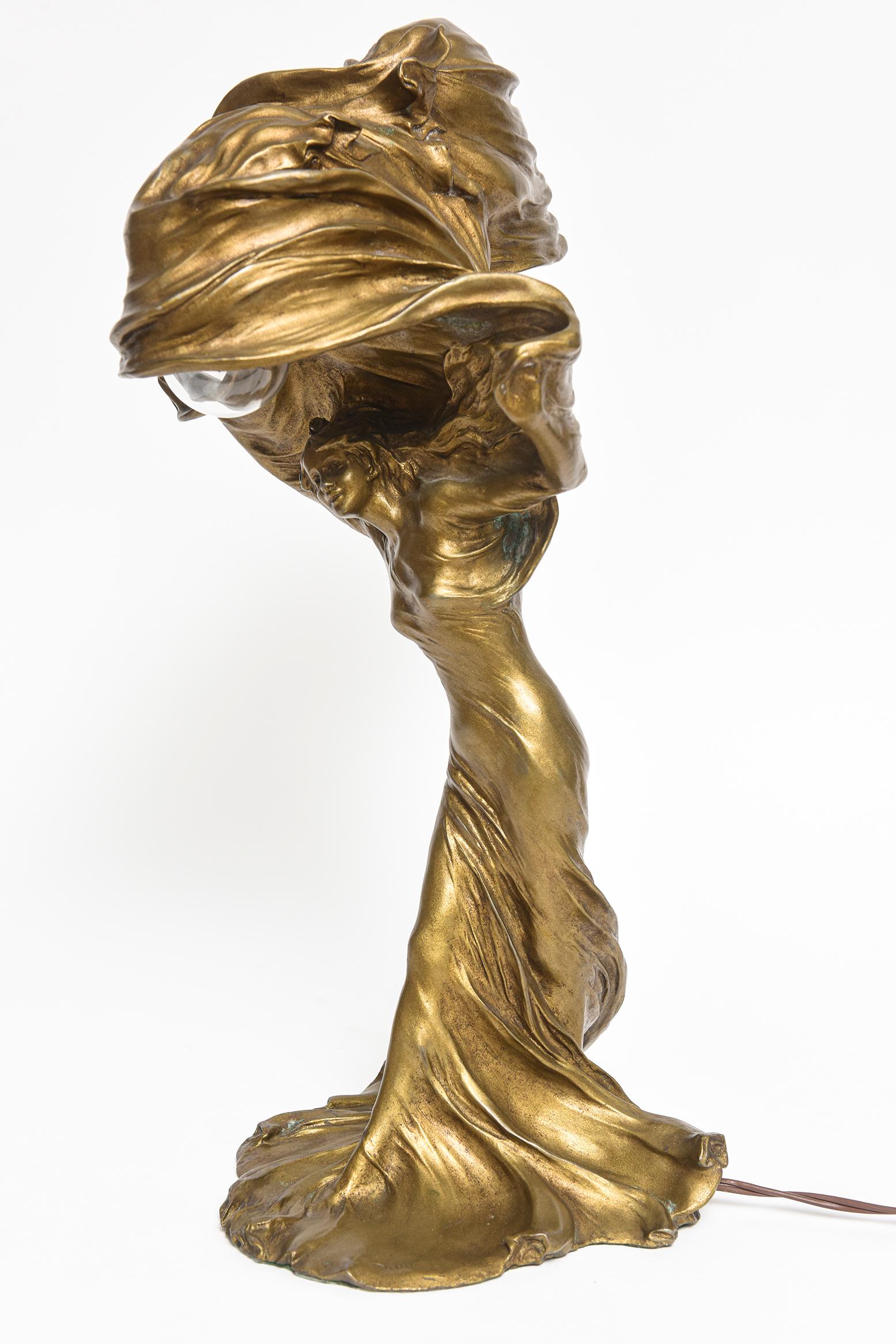 20th Century After Loïe Fuller the Dancer Gilt Bronze Figure Table Lamp by Raoul Larche