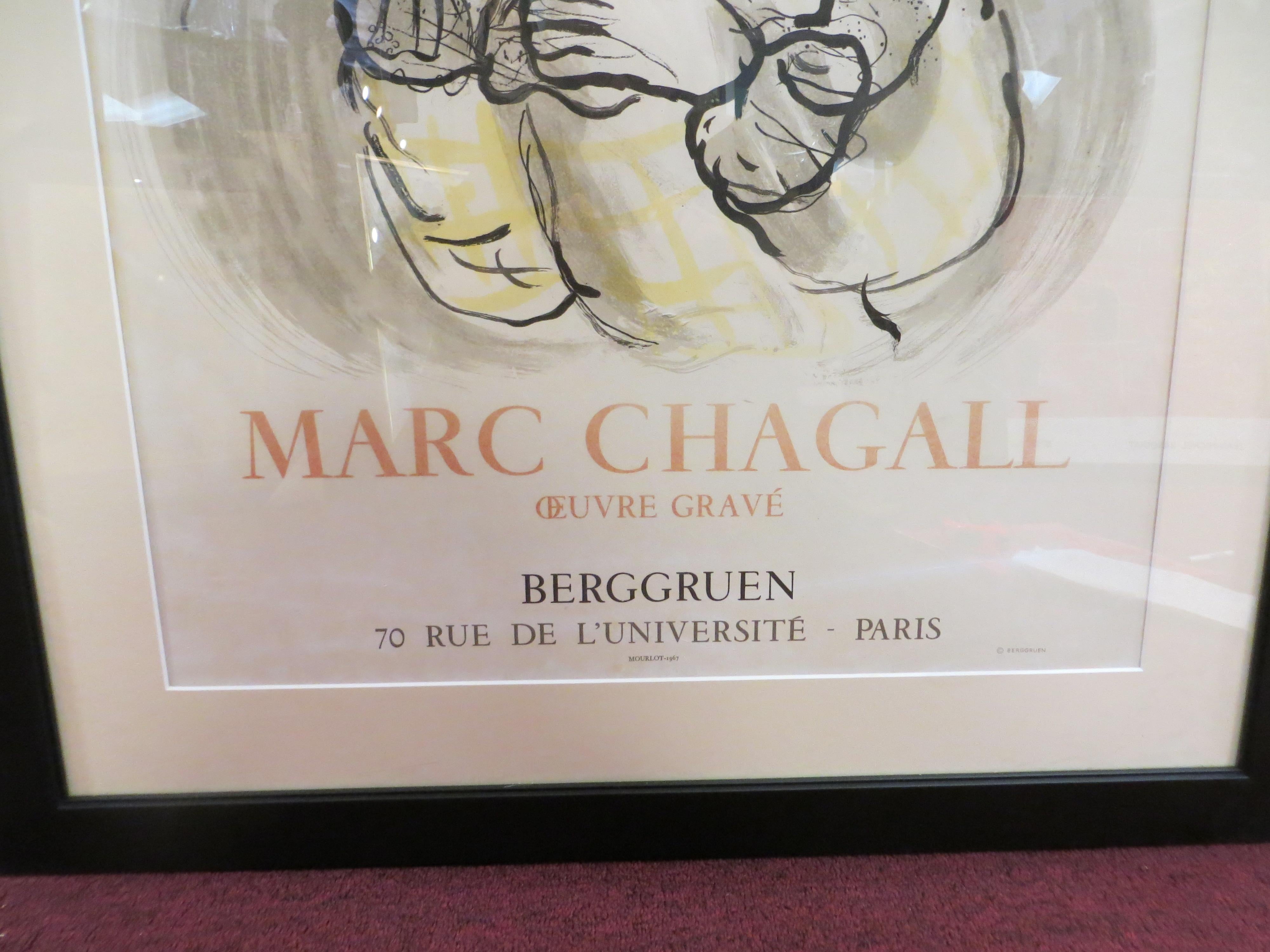 Marc Chagall - Le Cirque au Clown Jaune Affiche lithographique originale  - Moderne Print par (after) Marc Chagall