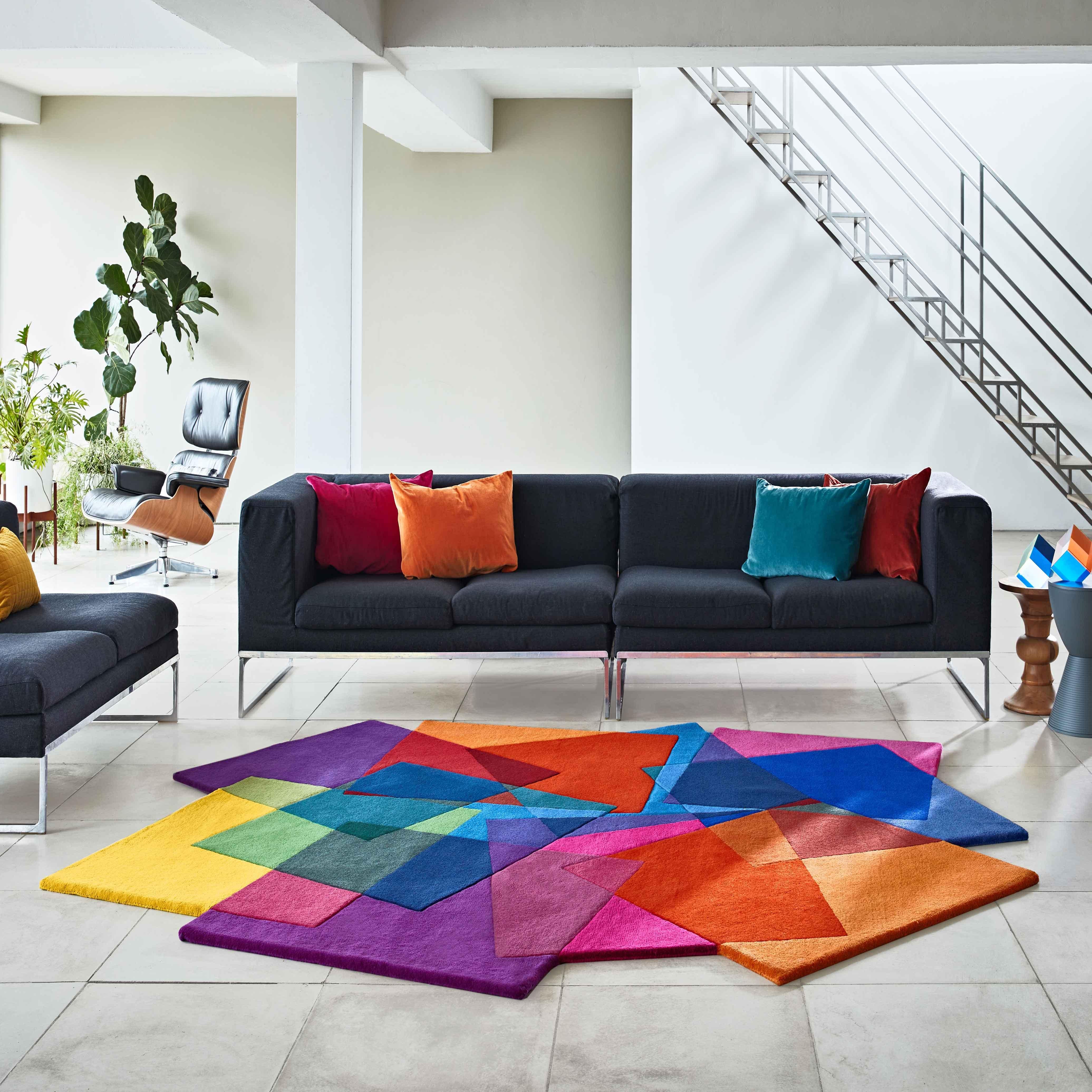 The After Matisse colourful area rug draws its inspiration from Henri Matisse’s iconic paper cutouts. Hand woven by artisan weavers, this bright and playful area rug has a special sculptural quality. This colourful area rug has been created by