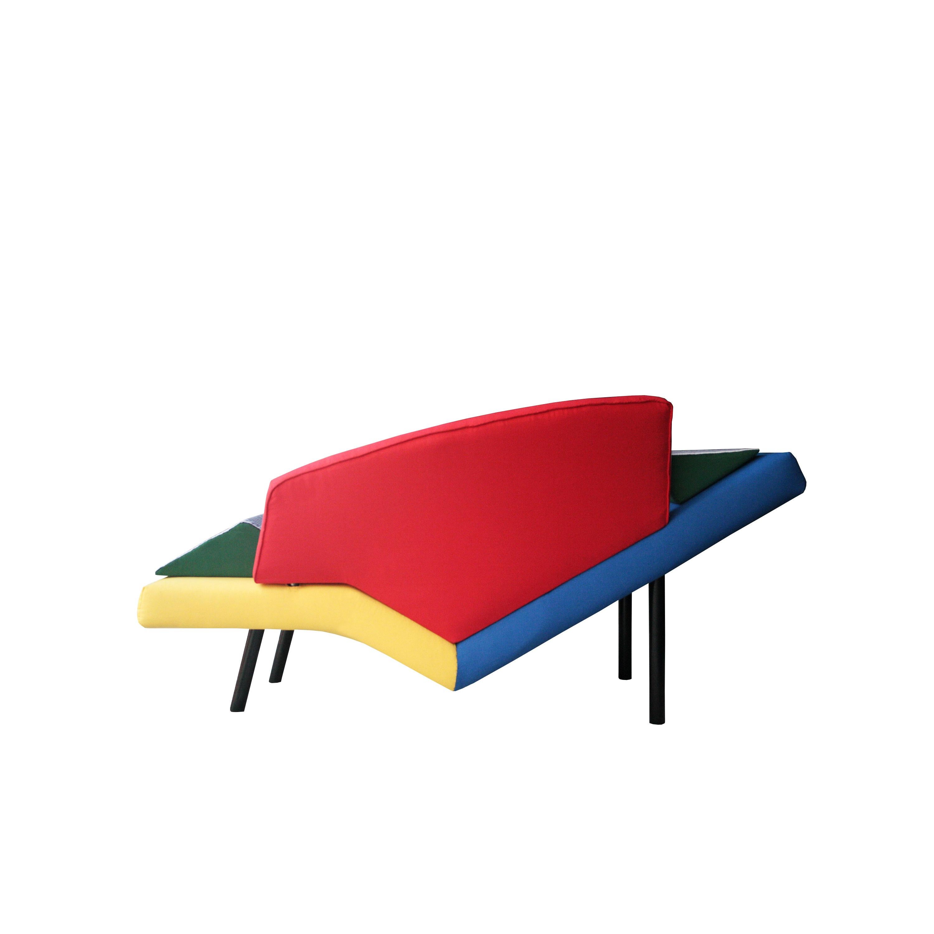 Late 20th Century After Memphis Geometric Blue Yellow Red Green Metal Italian Chaise Longue, 1980