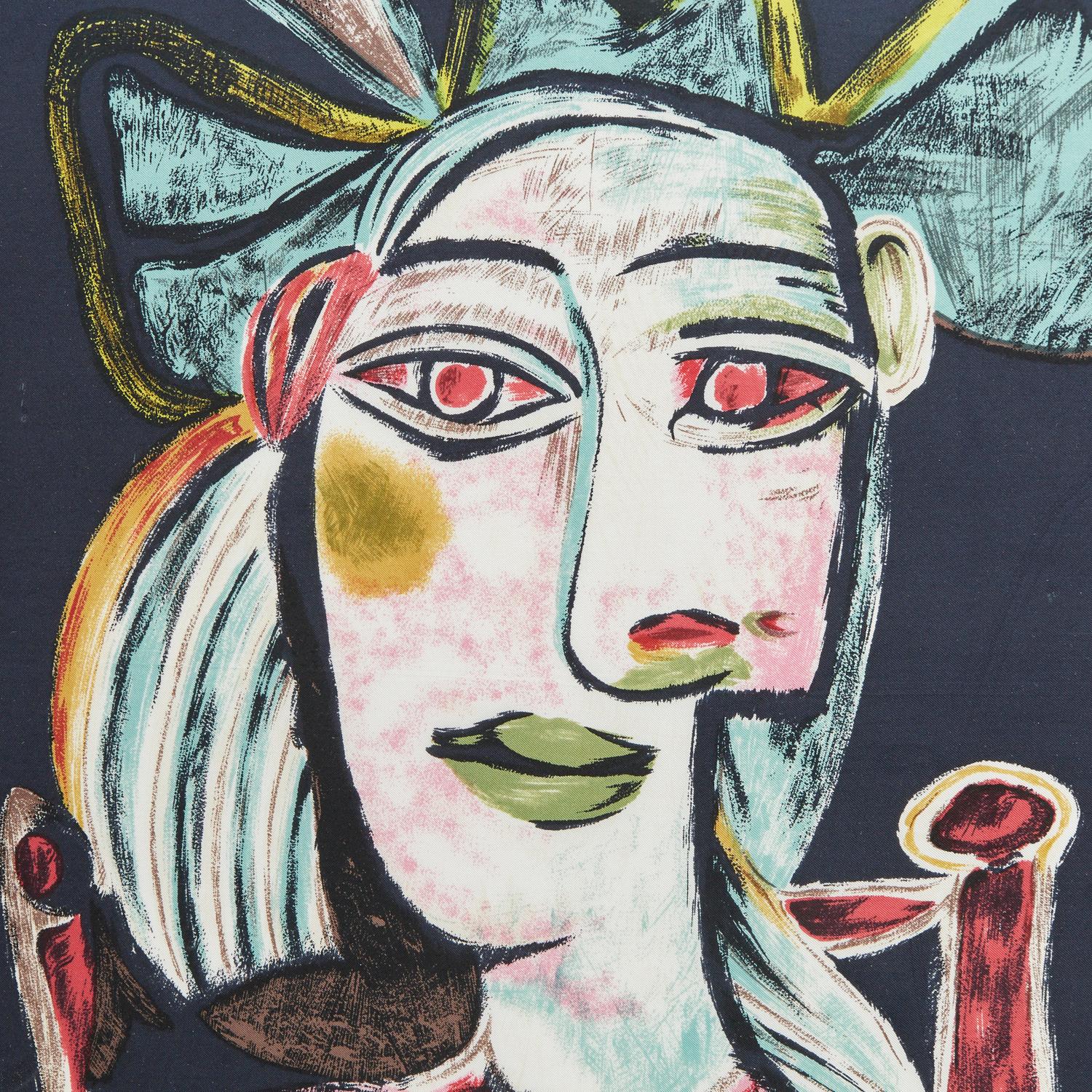 femme au chapeau buste