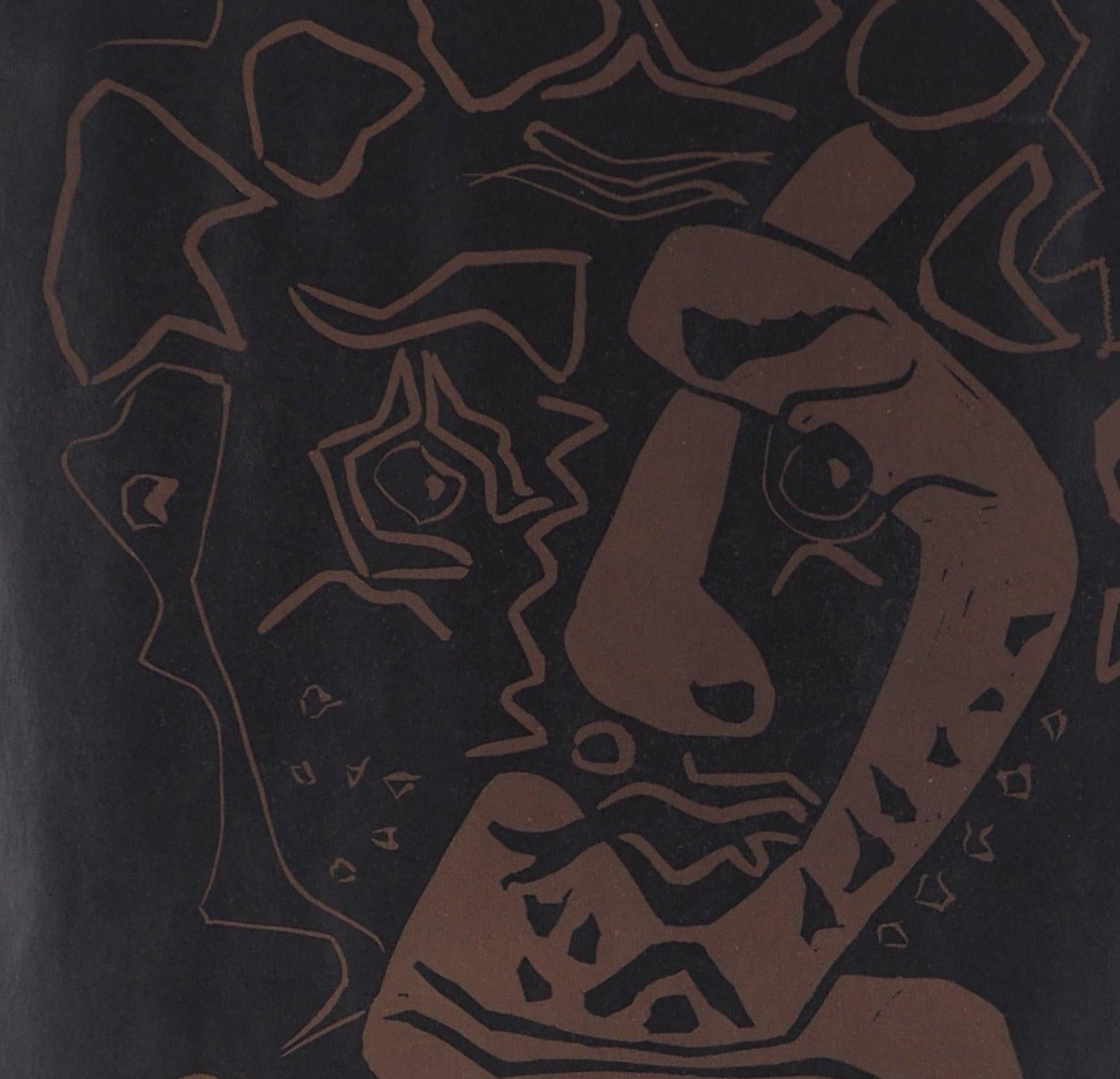 Histrion Head (Picasso and Theater) - Linocut, 1965 (ref. Czwiklitzer #22) - Beige Portrait Print by Pablo Picasso