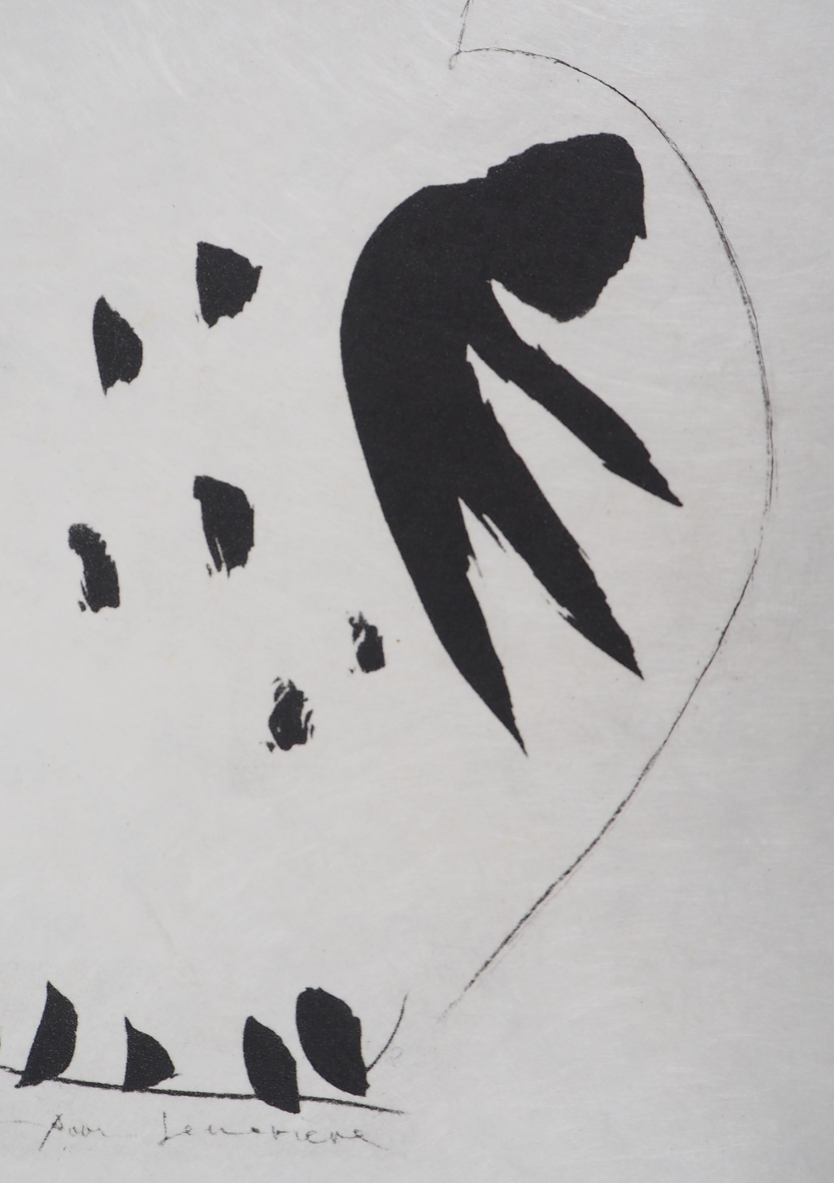 Pablo PICASSO (after)
Madoura Ceramic : the Tall Owl, 1974

Lithograph
Signed in the plate
On Japan paper 38.5 x 28.5 cm (c. 15.2 x 11.2 inches)

INFORMATION : Lithograph based on drawings by Pablo Picasso, illustrating the portfolio ‘Le Soleil