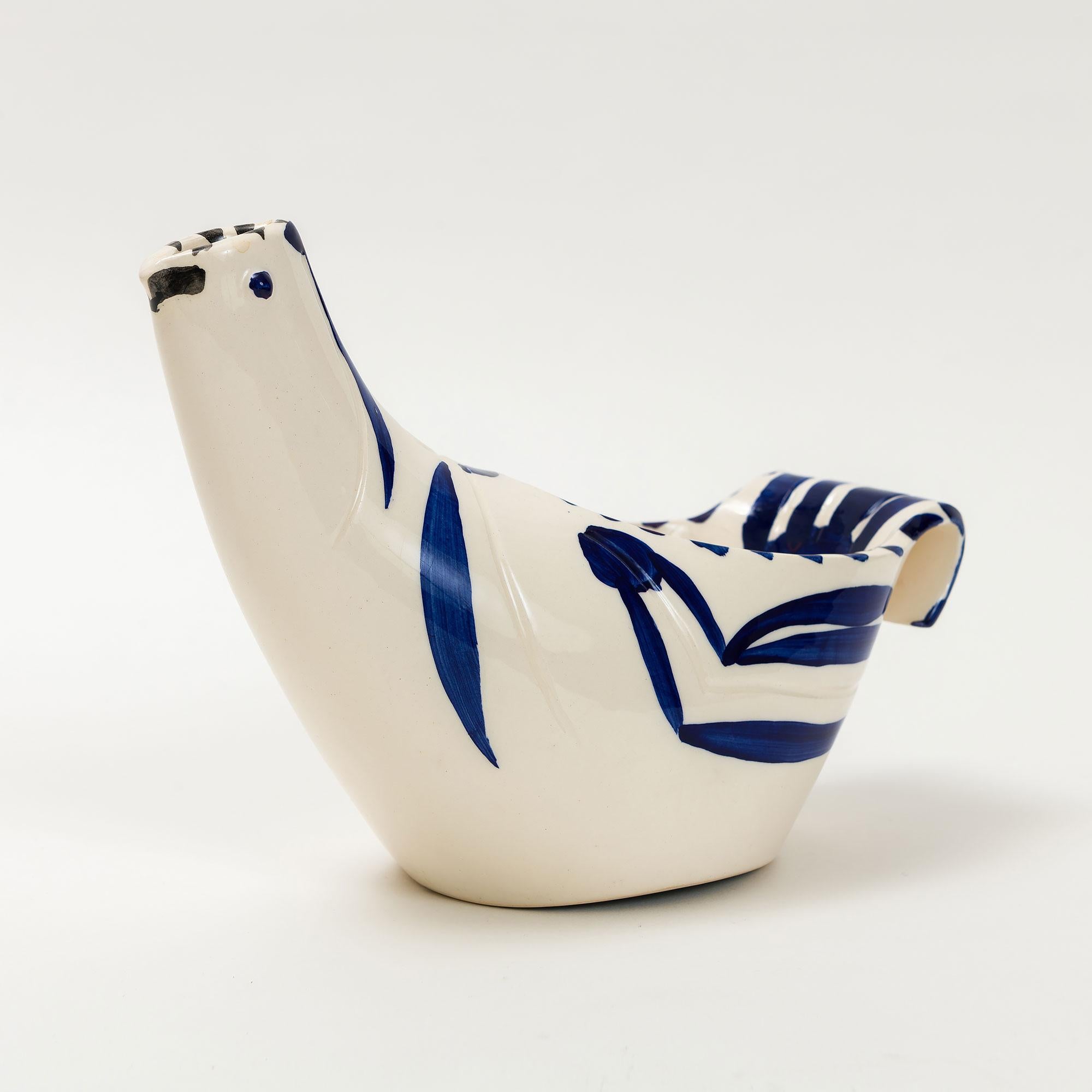 (after) Pablo Picasso Figurative Sculpture – Sujet Colombe (Taubensubjekt)