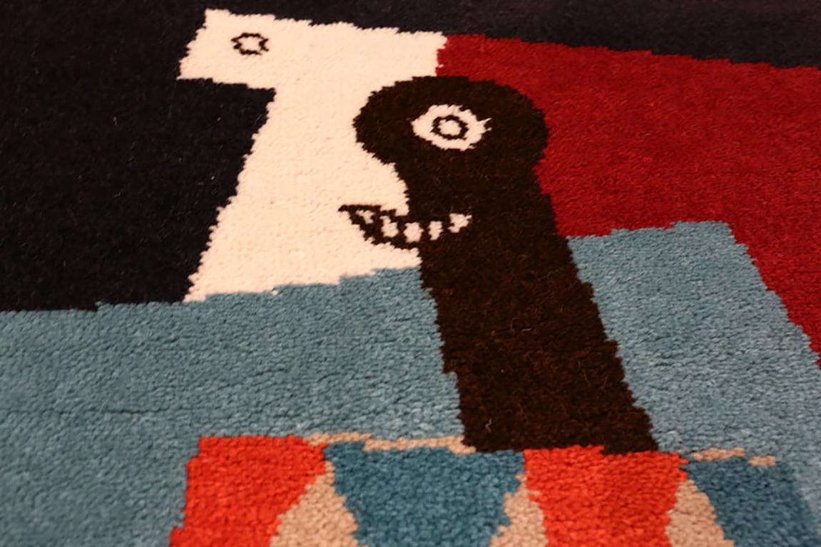 After Picasso Art Rug Vintage Scandinavian. Size: 3 ft 4 in x 5 ft 8 in In Good Condition In New York, NY