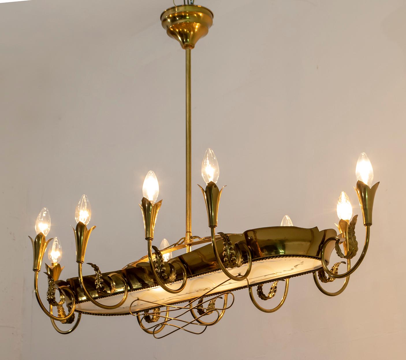 After Pietro Chiesa Midcentury Italian Brass 12 Lights Candelier Fontana Arte For Sale 2