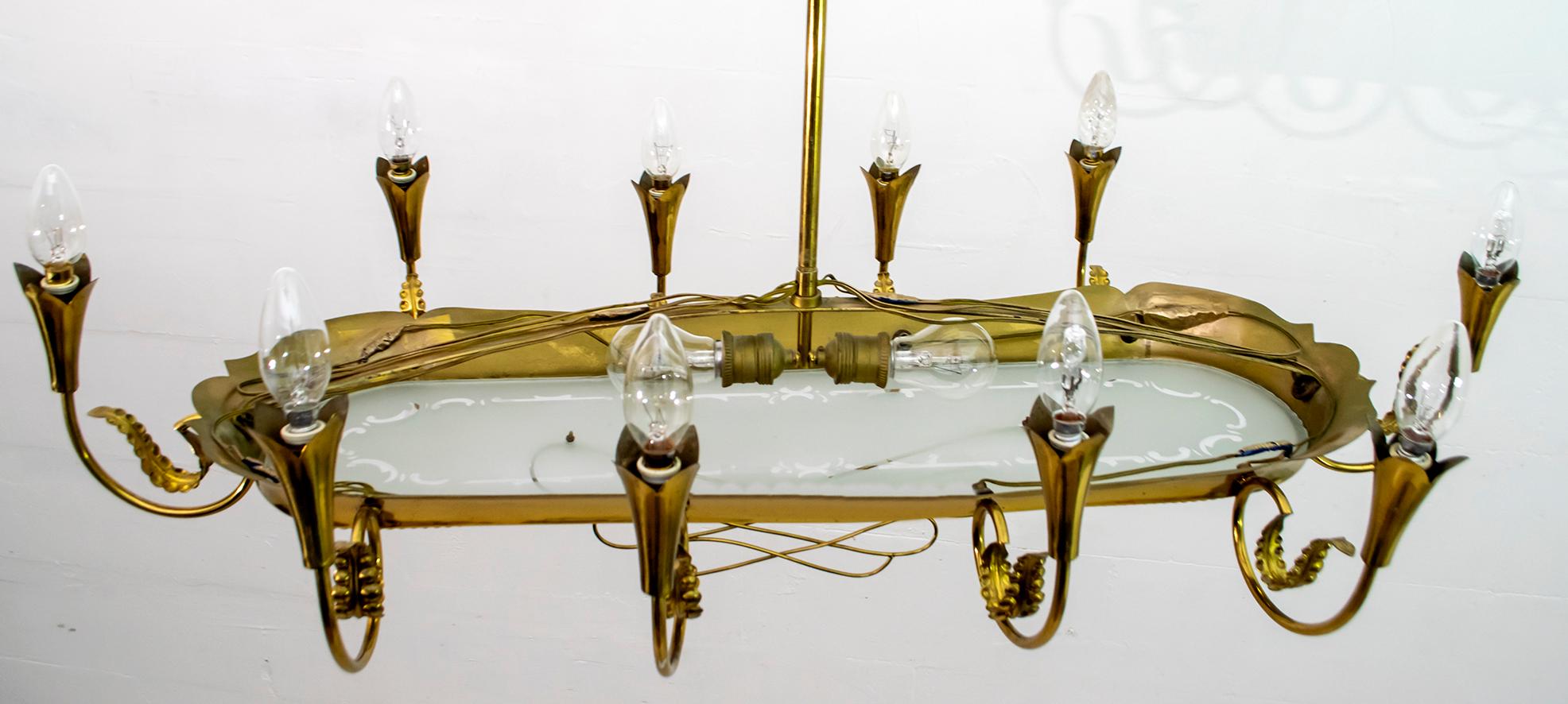 After Pietro Chiesa Midcentury Italian Brass 12 Lights Candelier Fontana Arte For Sale 8