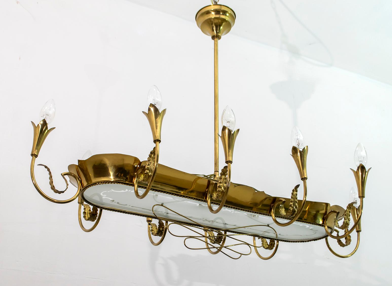 After Pietro Chiesa Midcentury Italian Brass 12 Lights Candelier Fontana Arte In Good Condition For Sale In Puglia, Puglia