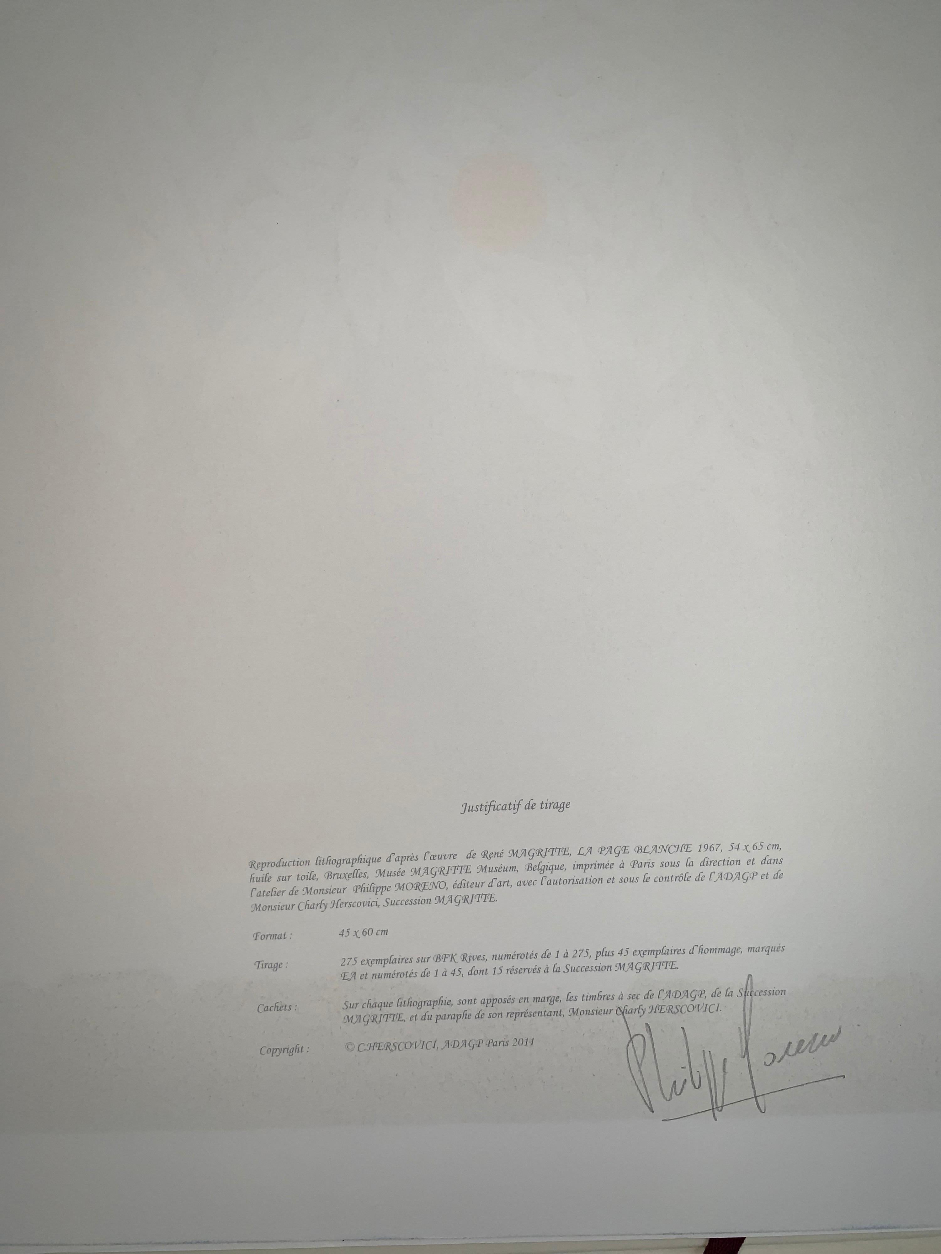 Nummerierung: 138/275
Farblithographie nach dem Öl auf Leinwand von 1967 von René Magritte, gedruckte Signatur von Magritte und nummeriert aus der Auflage von 275. 
Die Lithographie trägt die Trockenstempel der Magritte-Stiftung und der ADAGP und