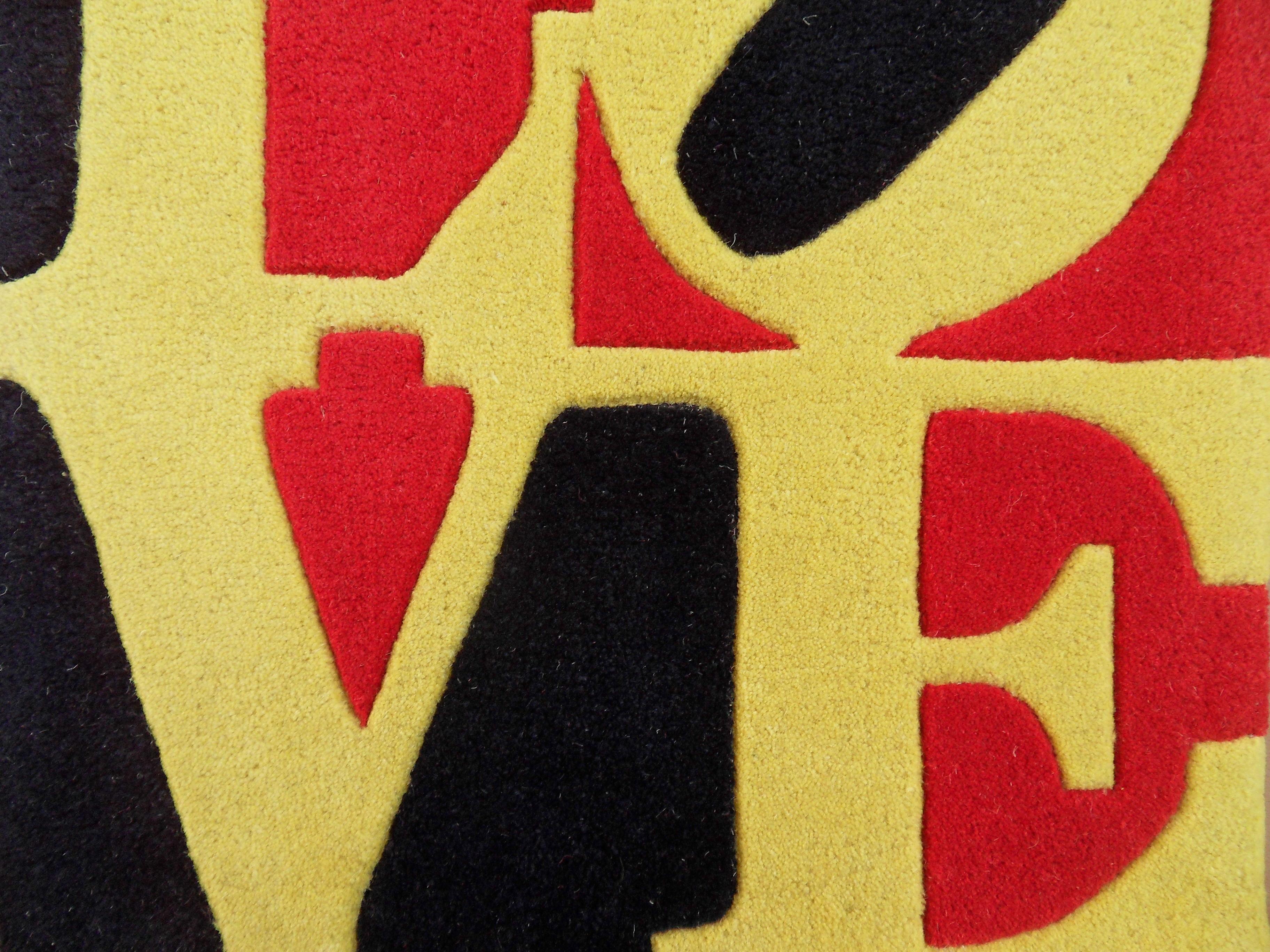 Robert INDIANA
Liebe Love

Art wool rug
Hand made finishing
Certificate of edition on the back
With the printed signature
Numbered / 999ex
From the Galerie F exclusive edition made in 2005
60 x 60 cm and about 2cm thick (c. 24 x 24 x 1