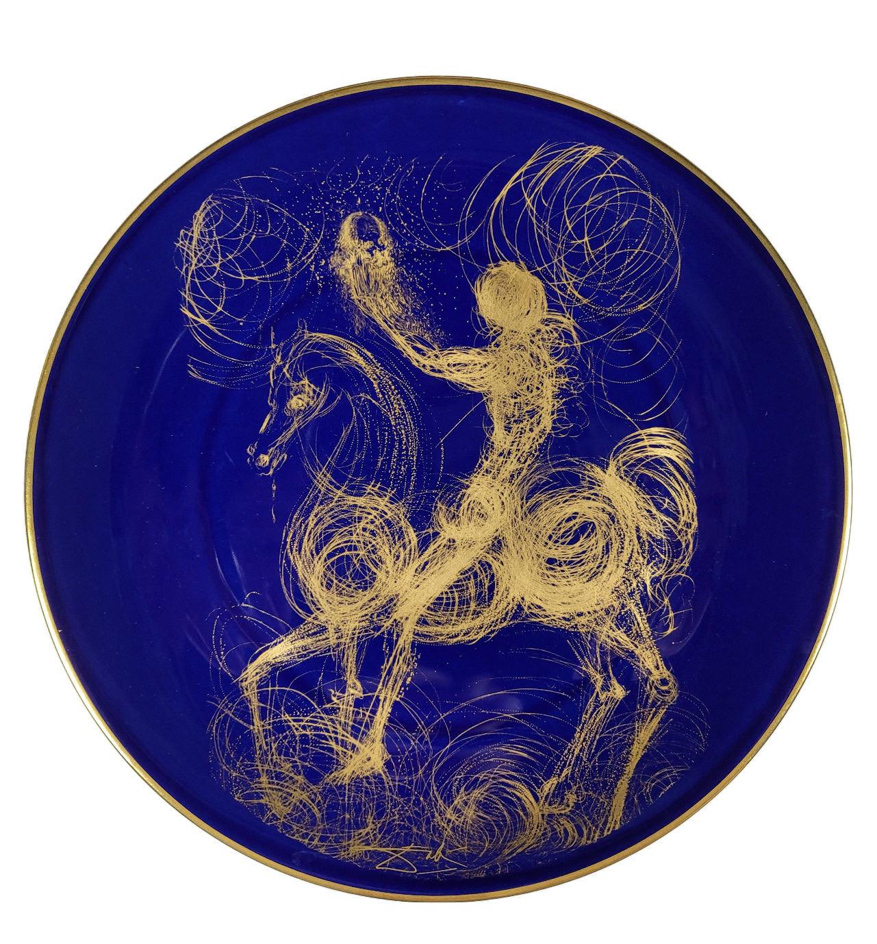 after) Salvador Dali - Assiette en porcelaine exclusive Knight and Death de  Dali et Raynaud and Co. ltd., édition limitée En vente sur 1stDibs