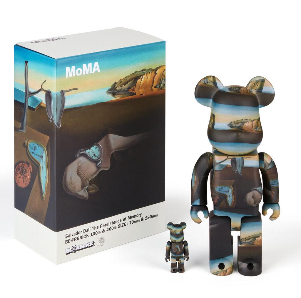 Salvador Dali Bearbrick 400% (Salvador Dali MoMa BE@RBRICK):
This collaboration between MoMA and BE@RBRICK features the famous bear figure printed with the classic surrealist art of Salvador Dalí’s The Persistence of Memory (1931), an artwork in