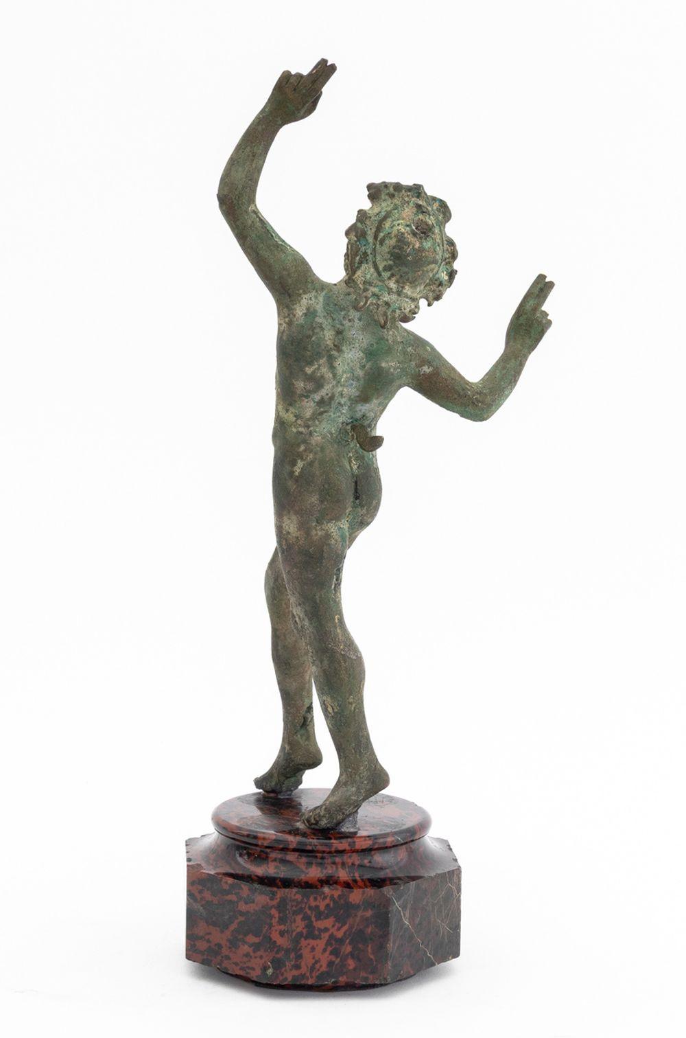 XIX secolo Dopo l'antico Fauno danzante di Pompei in bronzo in vendita