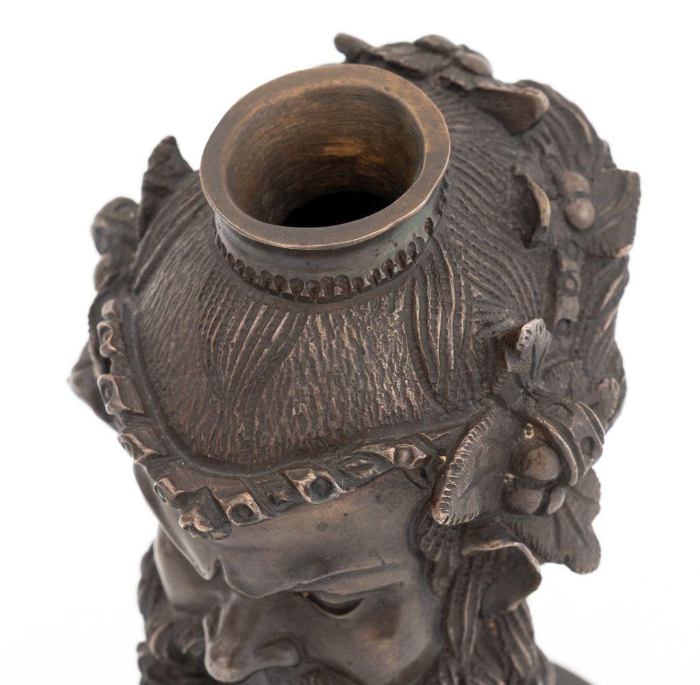 XX secolo Dopo l'antico vaso etrusco bifronte in bronzo in vendita