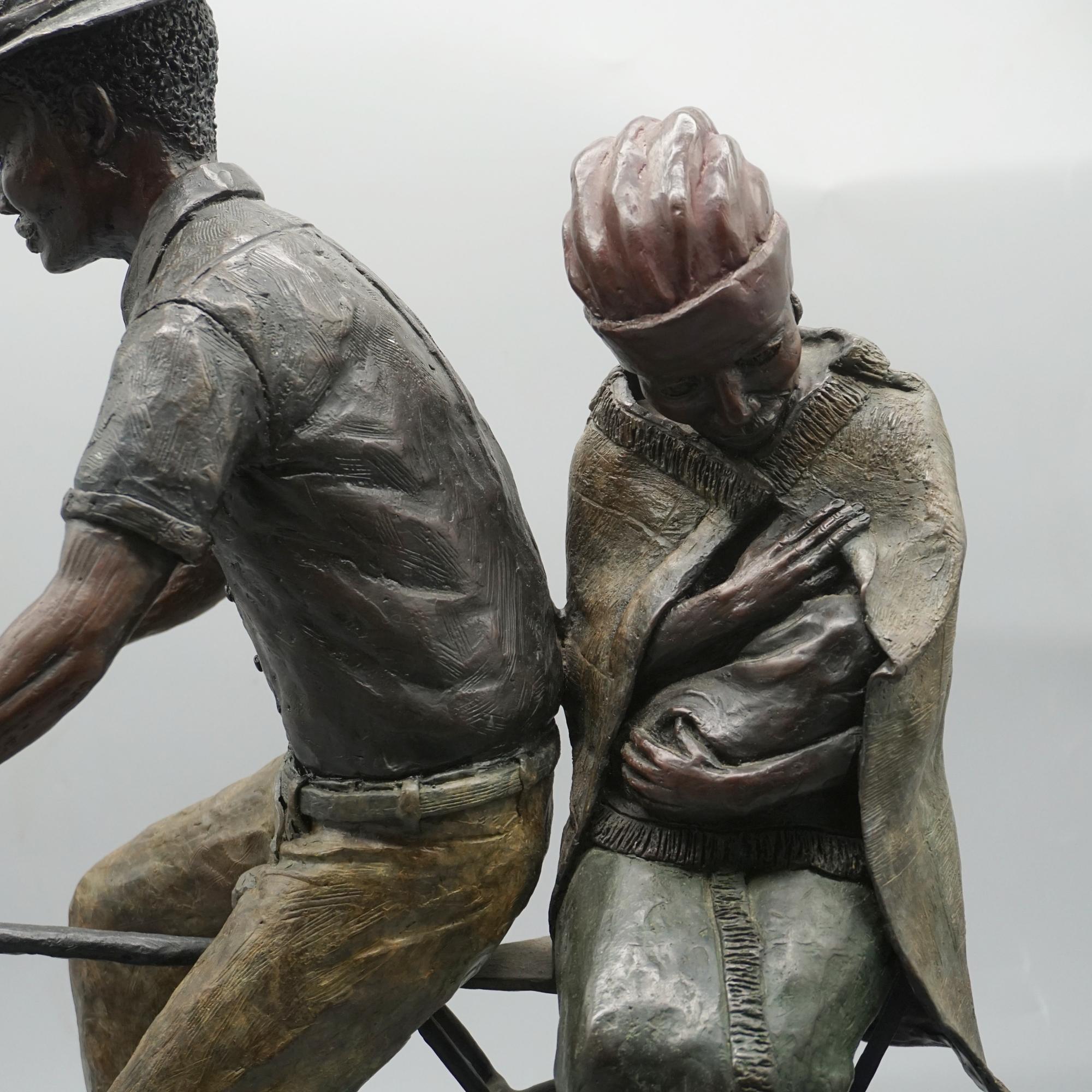Escultura de bronce de principios del siglo XXI 