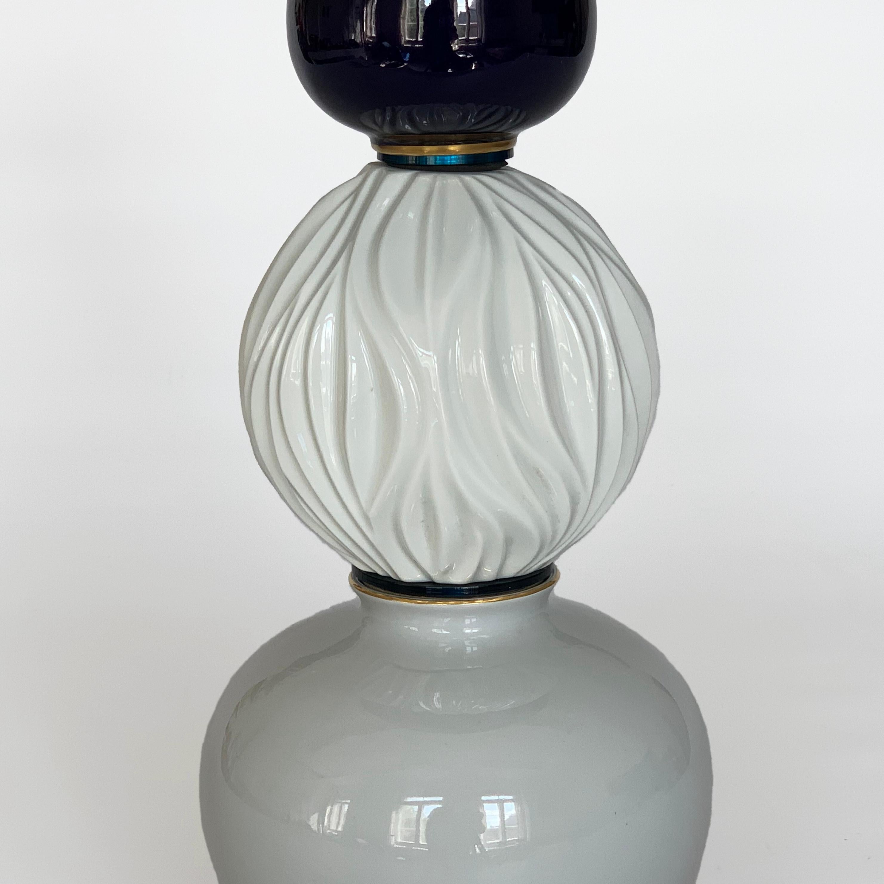 XXIe siècle et contemporain Table d'appoint « After The Rain », céramique et verre vintage, pièce unique en vente