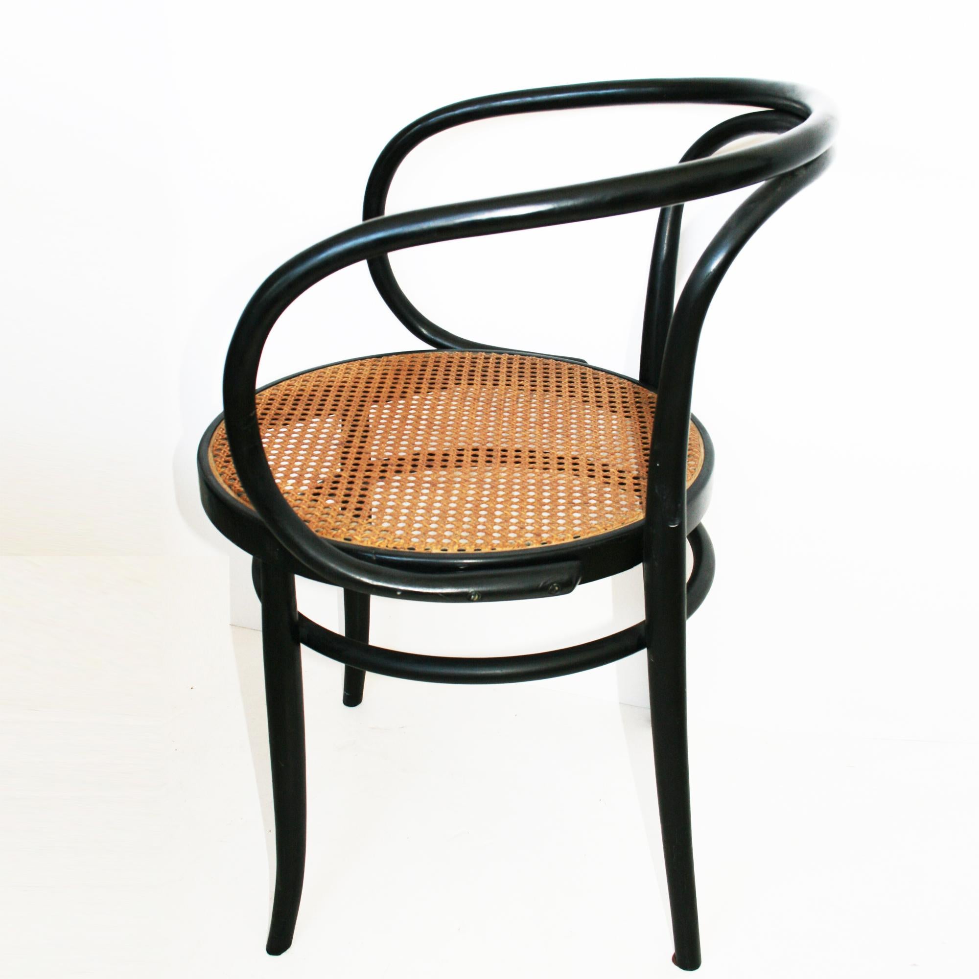 Nach Thonet 209:: Paar Stühle aus Rohr und schwarzem Bugholz:: 1950er Jahre im Zustand „Gut“ in Mombuey, Zamora